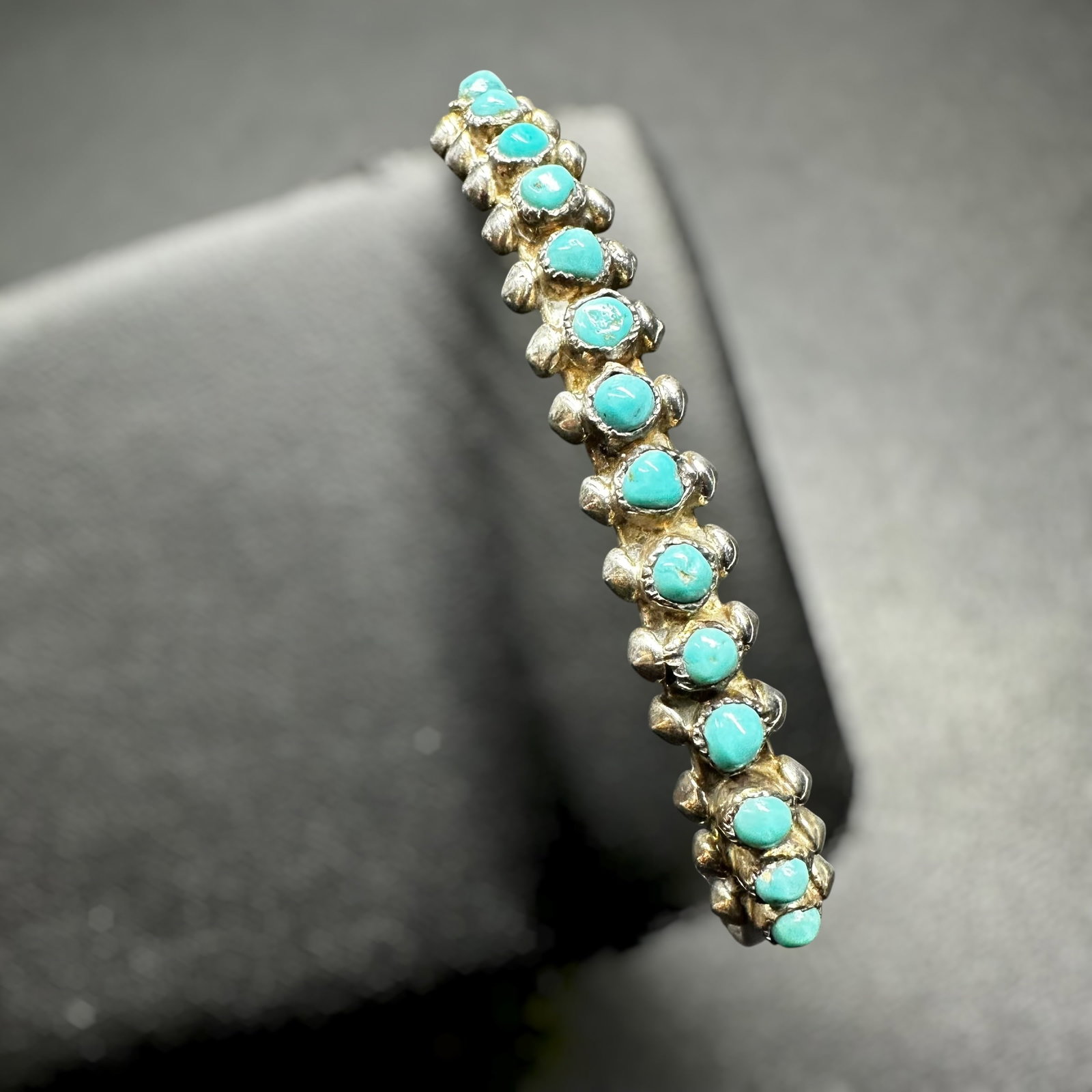 6”/10g Southwestern Sterling Silver Sleeping Beauty Petit Point Cuff Bracelet (1 of 9)
