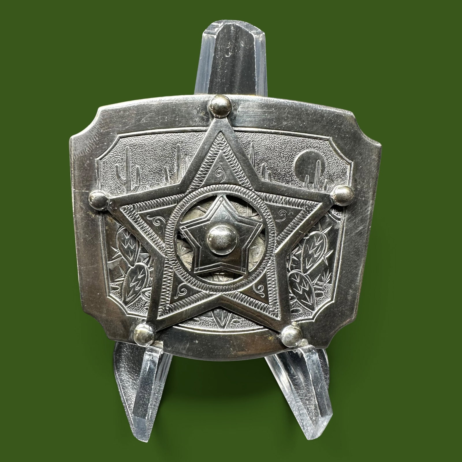 49g Pil Carson Sterling Silver Sheriff Belt Buckle: 49g Pil Carson Sterling Silver Sheriff Belt BuckleBrand/Model: Pil Carson. Signed “Pil Carson.”Manufacturer Location: United States.Year Produced: 1994.Specs/Description: Artisan-crafted Sterl