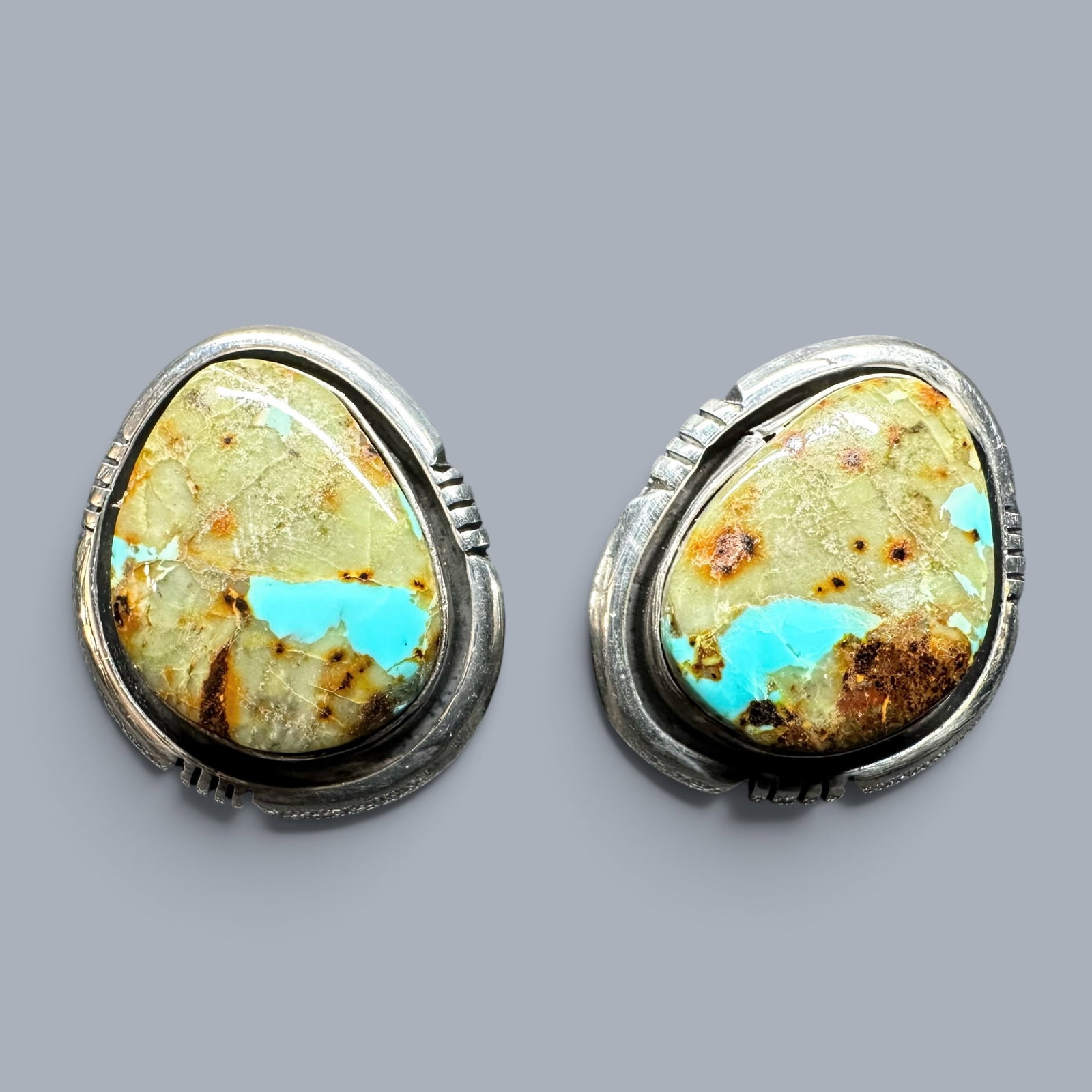 11g Jake Sampson 925 Sterling Silver Royston Ribbon Turquoise Earrings: 11g Jake Sampson 925 Sterling Silver Royston Ribbon Turquoise EarringsBrand/Model: Jake Sampson, Navajo (Diné) silversmith. Hallmarked “J.S. .925.”Manufacturer Location: Southwestern United S