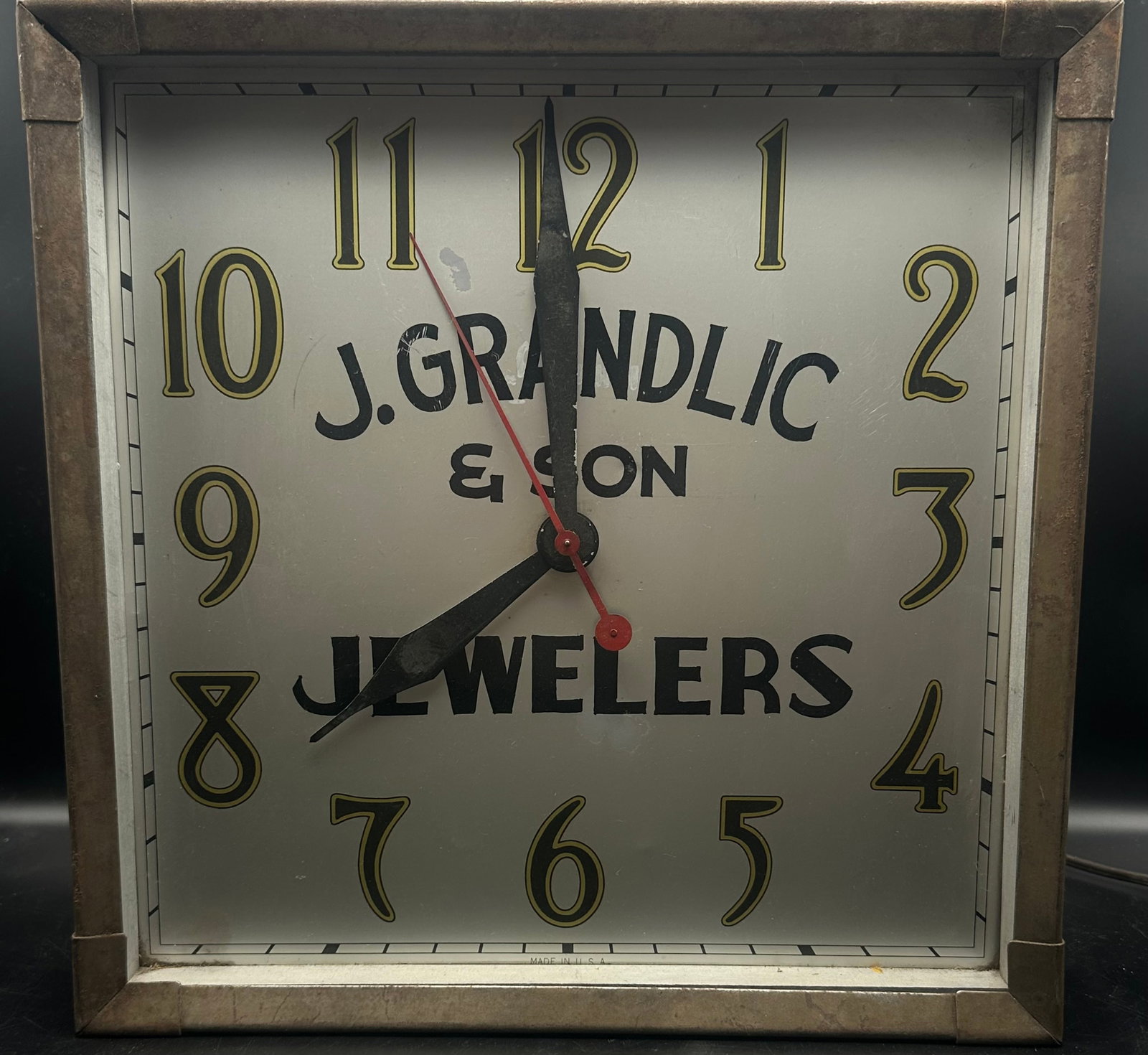 Vintage Sessions J. Grandlic & Son Jewelers Advertising Clock (1 of 10)