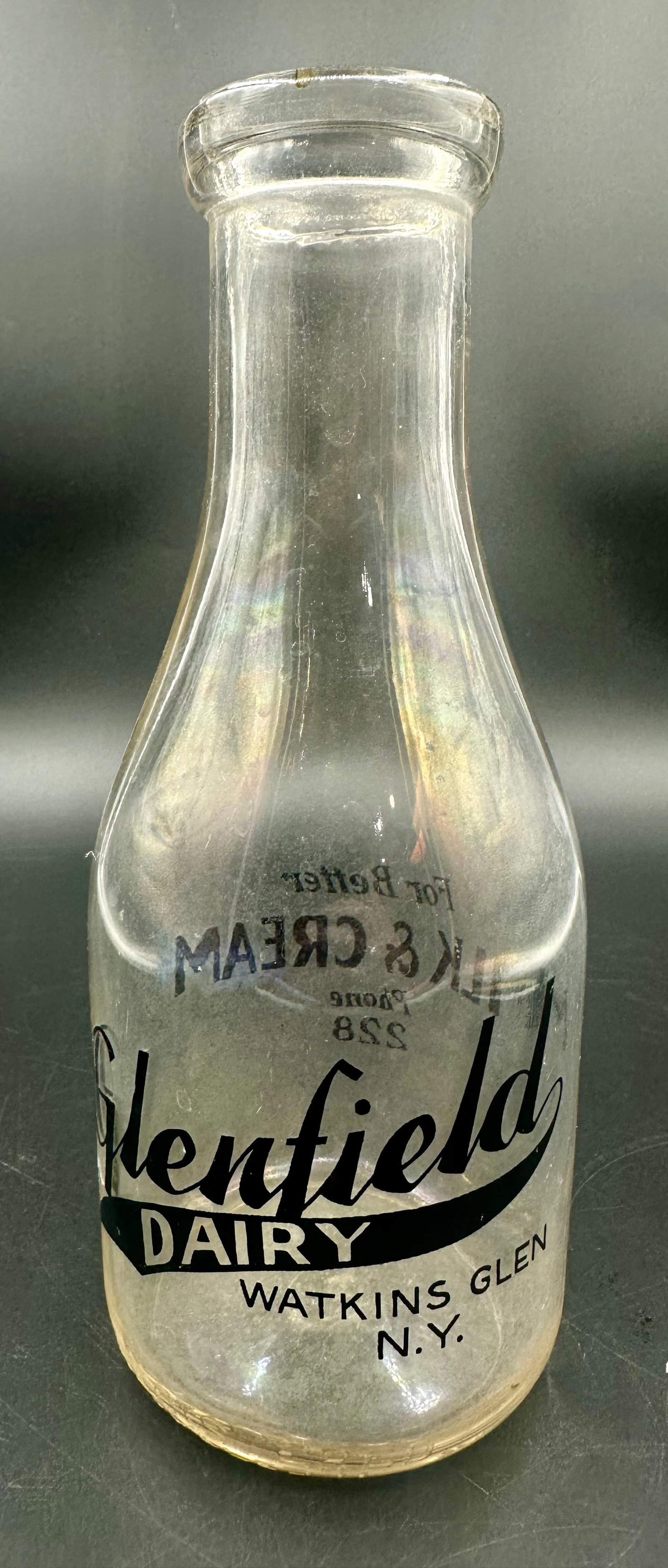 Vintage Glenfield Dairy Watkins Glen NY Quart Milk Bottle (1 of 7)