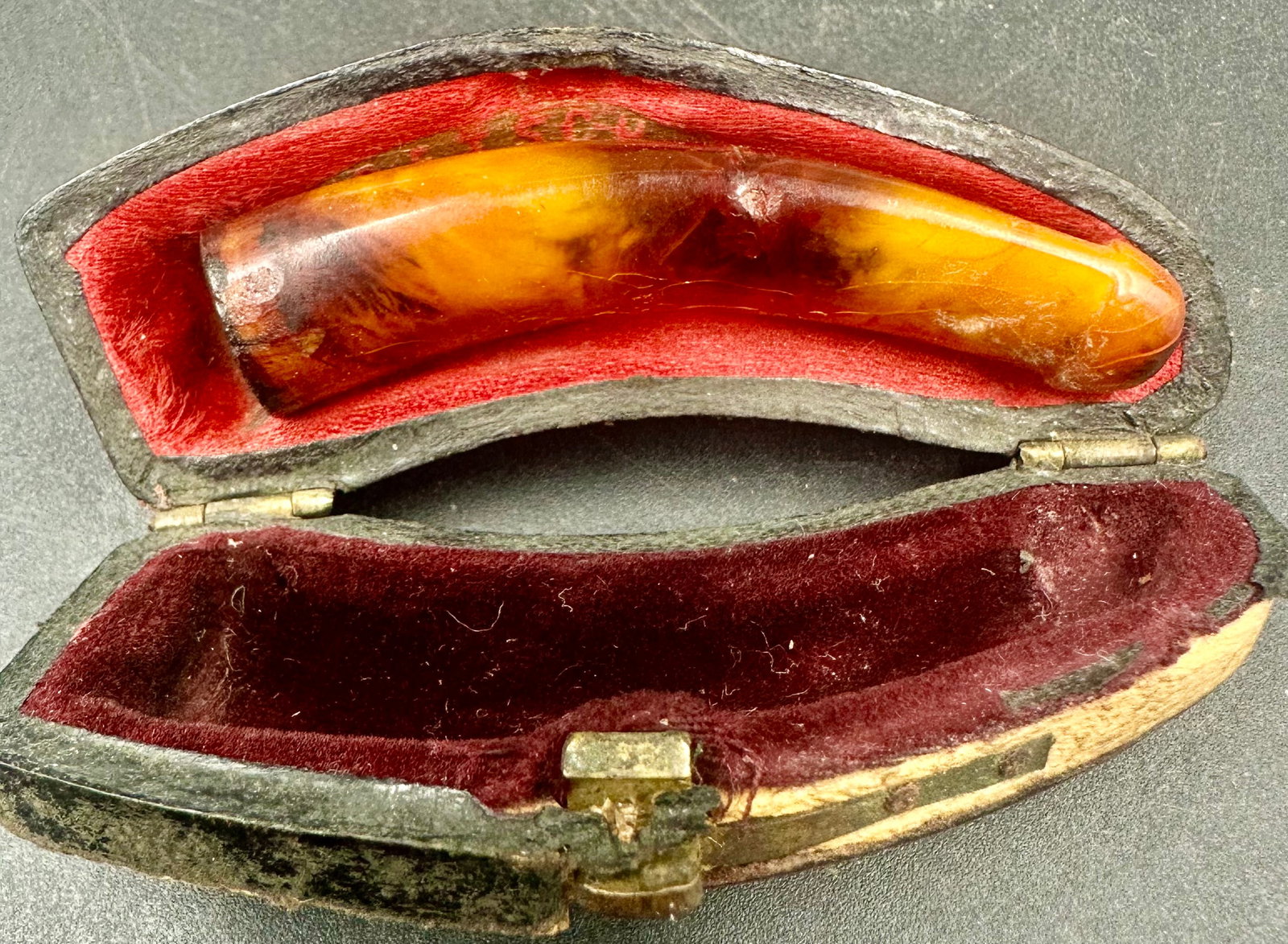 Antique L. Goetsch Paris Amber Cheroot Holder in Case (1 of 9)