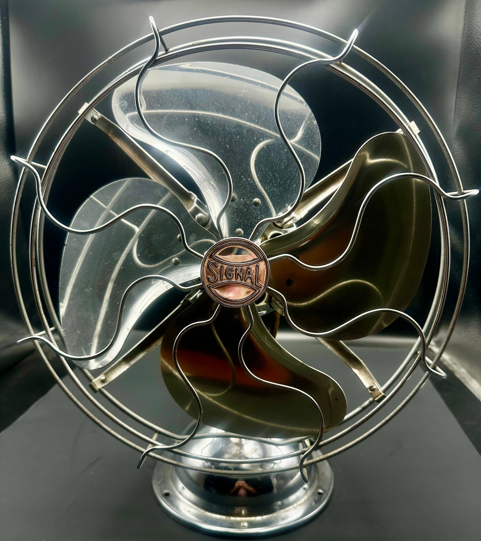 Vintage Signal Cool Spot Type 350 13” Chrome Desk Fan – Working (1 of 14)