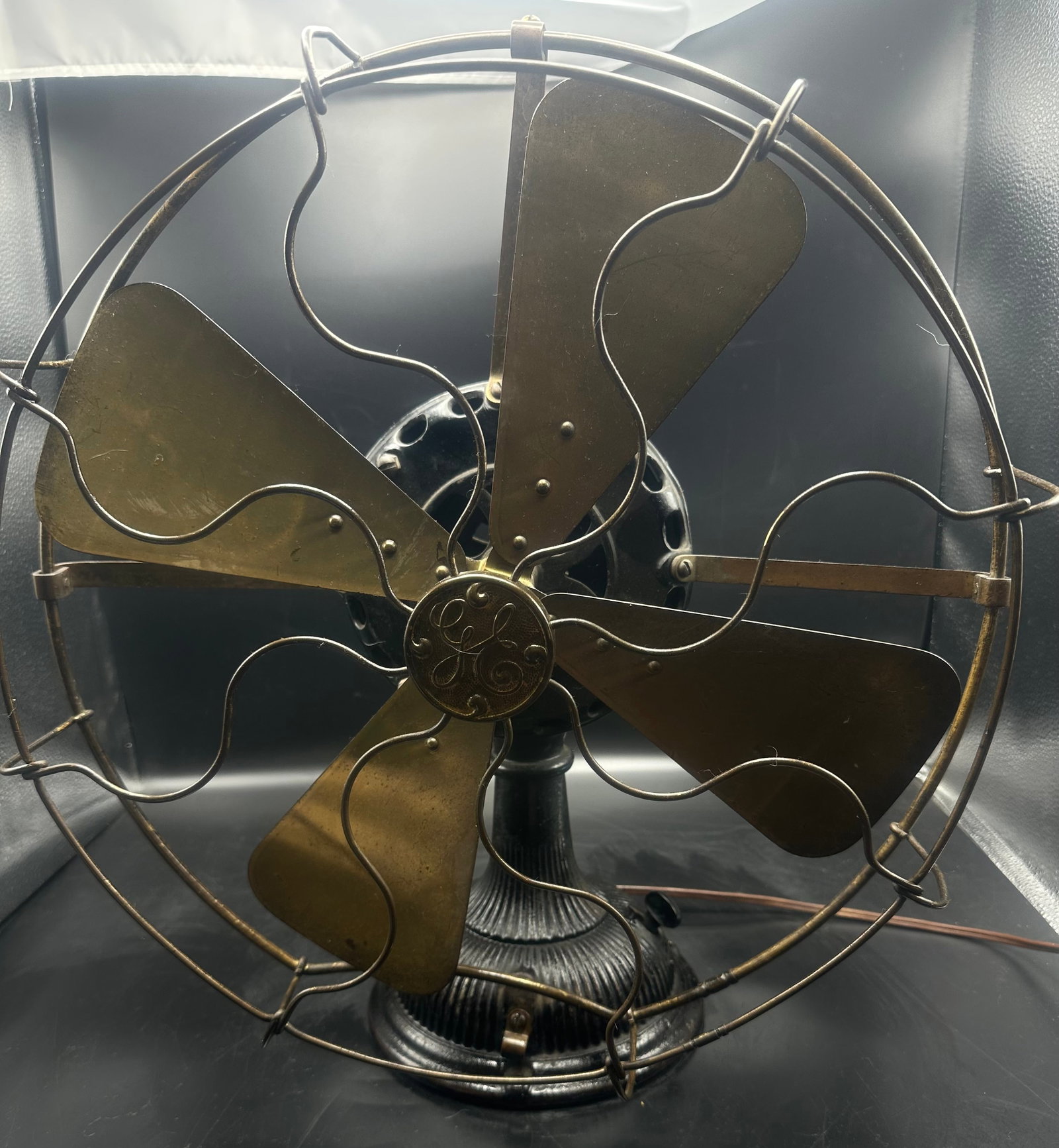 Antique 14” GE Brass Blade & Cage Desk Fan Circa 1910s (1 of 13)