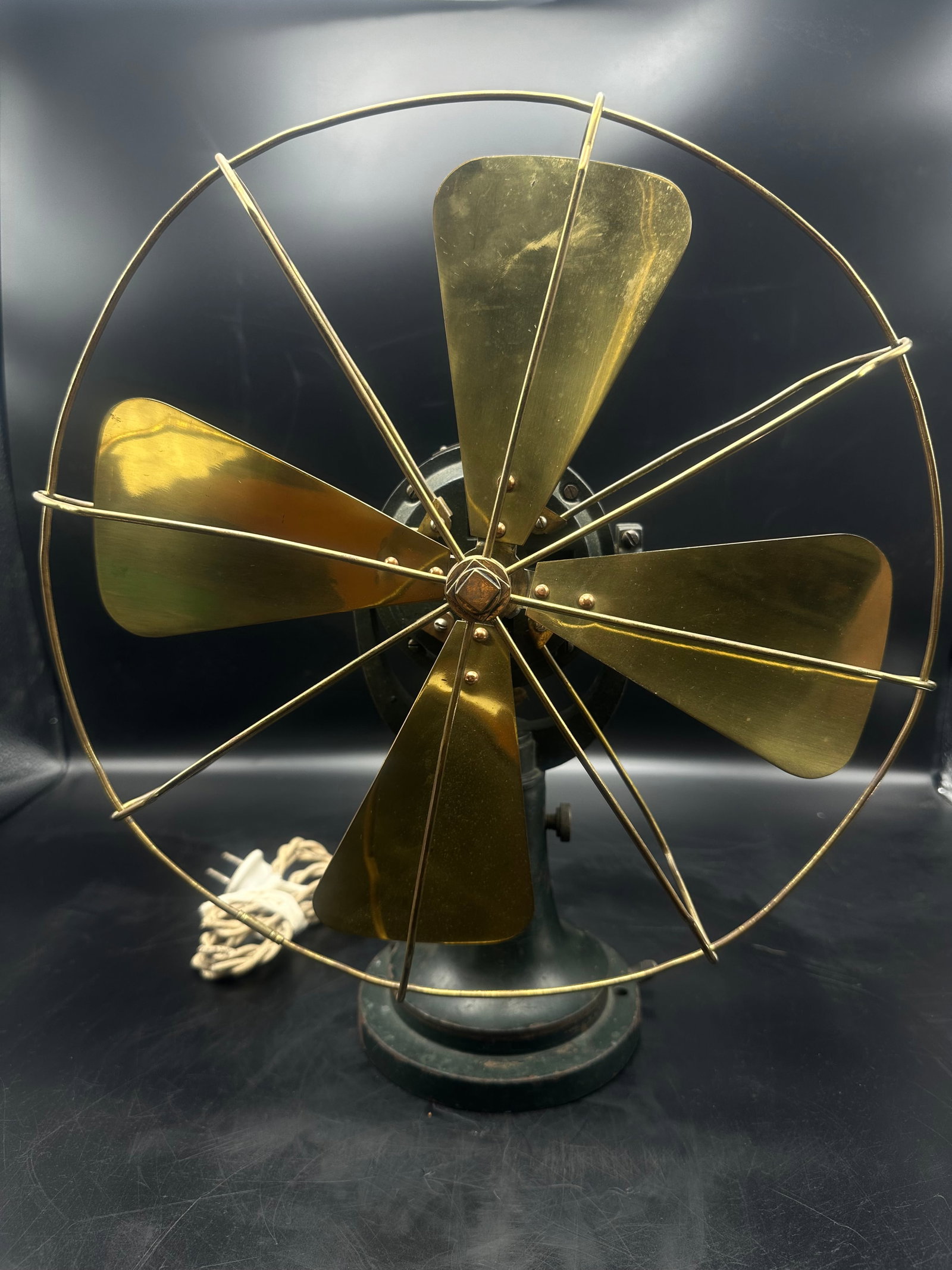 Antique AEG Type GB 2 Electric Desk Fan 100/120V – Working (1 of 11)