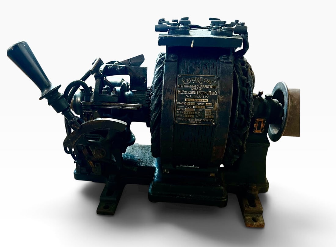 Circa 1900 Emerson 1 HP Open-Frame AC Industrial Electric Motor (1 of 16)