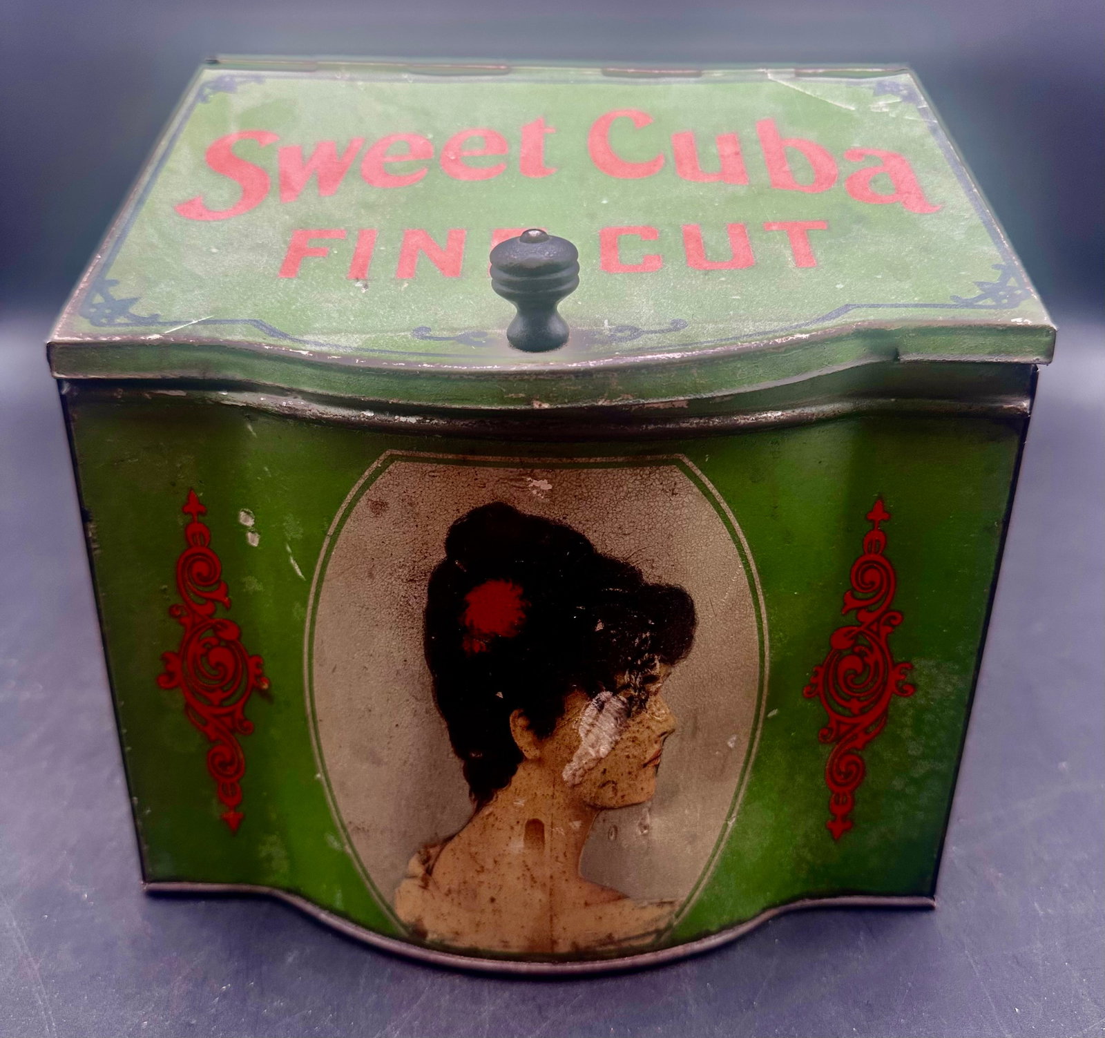 Antique Sweet Cuba Fine Cut Tobacco Store Tin (1 of 10)