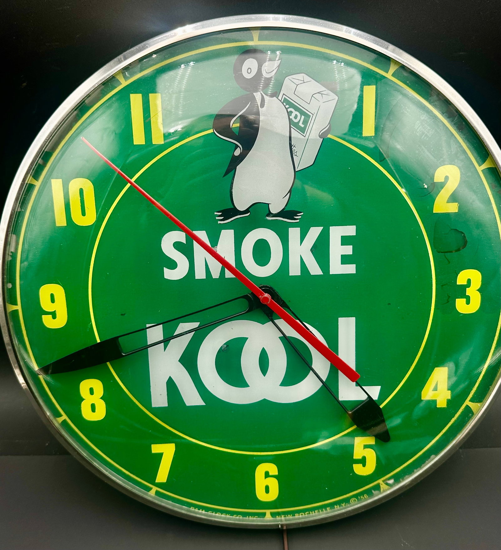 Vintage 1961 Kool Cigarettes Willie Penguin PAM Clock Working (1 of 11)