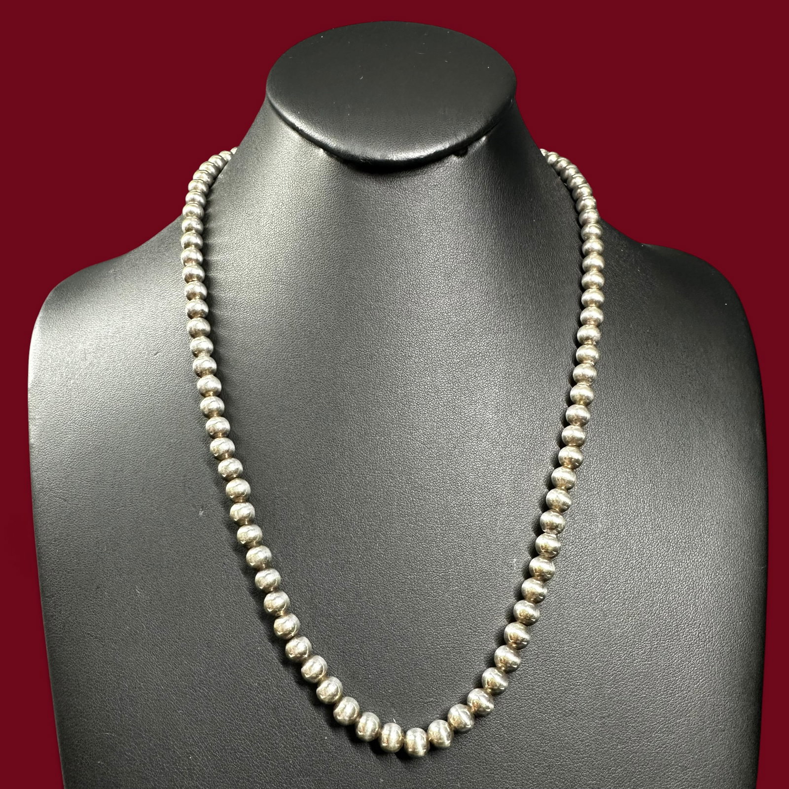 19"/31g 925 Sterling Silver Beaded Necklace: 19"/31g 925 Sterling Silver Beaded Necklace:Brand/Model: No hallmark. Unidentified artisan/shop.Manufacturer Location: Not marked.Year Produced: Unknown.Specs/Description: Sterling Silver beaded neckl