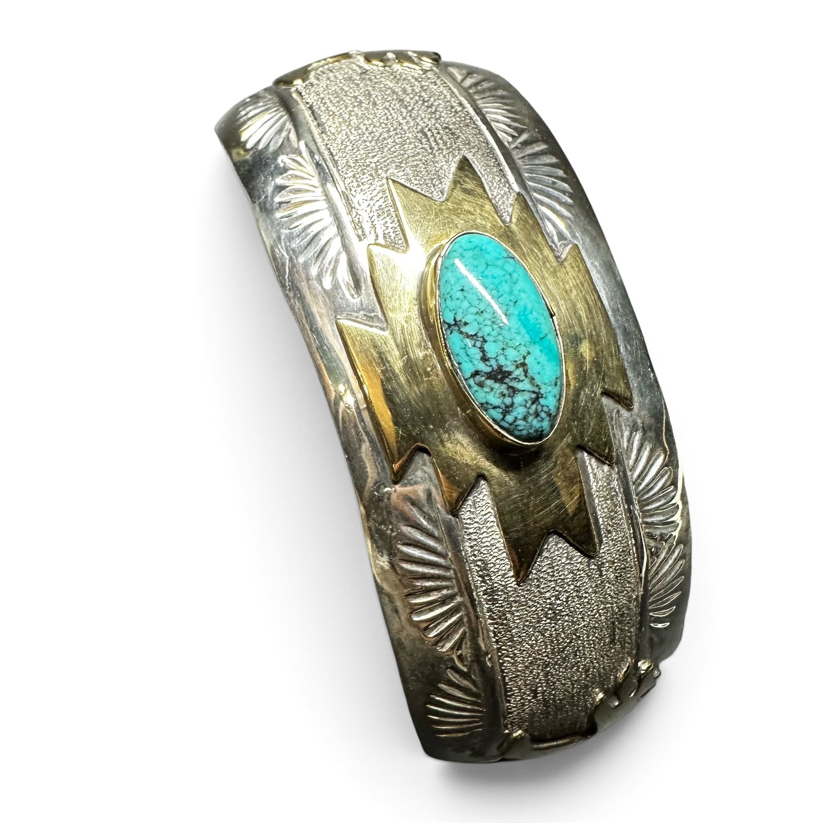6.5"/37g Southwestern 1/20 12KT Gold Filled Sterling Silver Kingman Turquoise Cuff Bracelet: 6.5"/37g Southwestern 1/20 12KT Gold Filled Sterling Silver Kingman Turquoise Cuff Bracelet:Brand/Model: No hallmark. Unidentified artisan/shop.Manufacturer Location: Not marked.Year Produced: Unknown