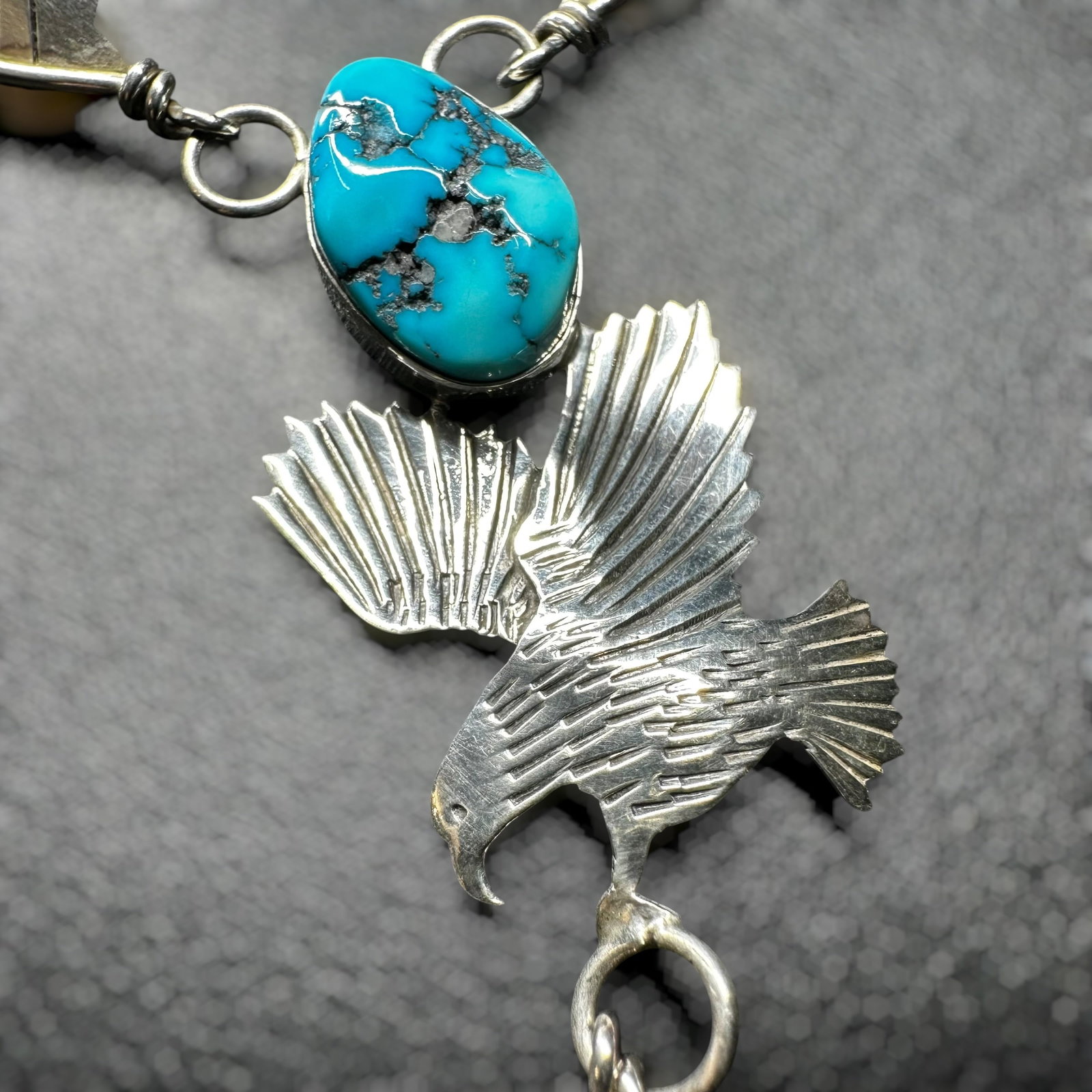 16"/20g Benjamin & Janie Piaso Navajo (Diné) Sterling Silver Kingman Turquoise Pendant Necklace: 16"/20g Benjamin & Janie Piaso Navajo (Diné) Sterling Silver Kingman Turquoise Pendant Necklace:Brand/Model: Benjamin & Janie Piaso (Navajo / Diné). Hallmarked “BJP” and “STERLING.”M