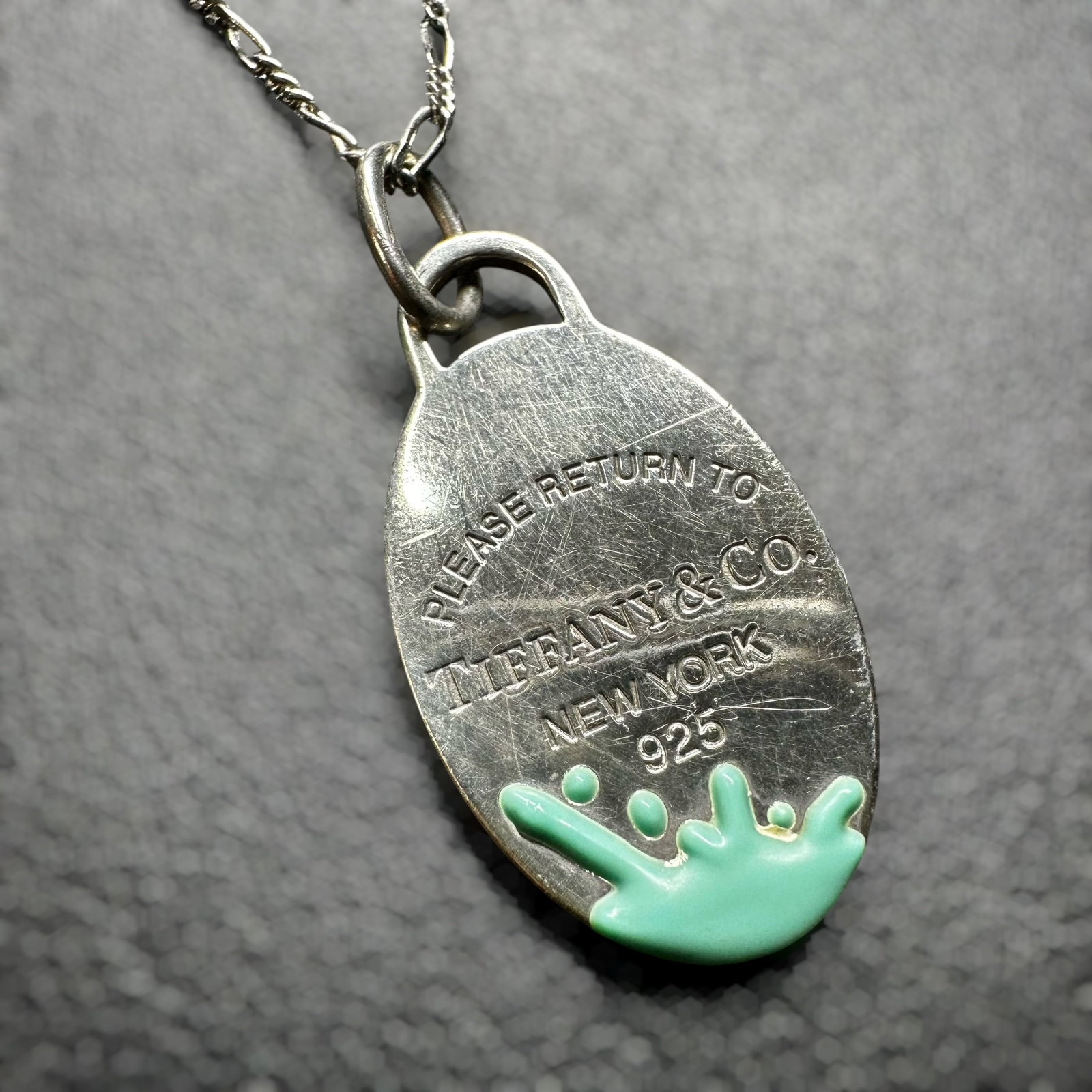 30"/12g Tiffany & Co. 925 Sterling Silver Color Splash Oval Tag Pendant Necklac: 30"/12g Tiffany & Co. 925 Sterling Silver Color Splash Oval Tag Pendant Necklace: Brand/Model: Tiffany & Co. Return to Tiffany® Color Splash Oval Tag Pendant.Manufacturer Location: New York, NY.Year 