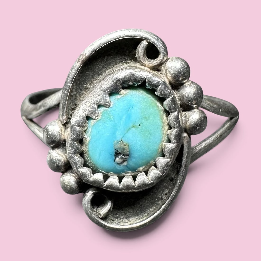 Sz7.75/2g Navajo (Diné) 925 Sterling Silver Turquoise Ring (1 of 10)