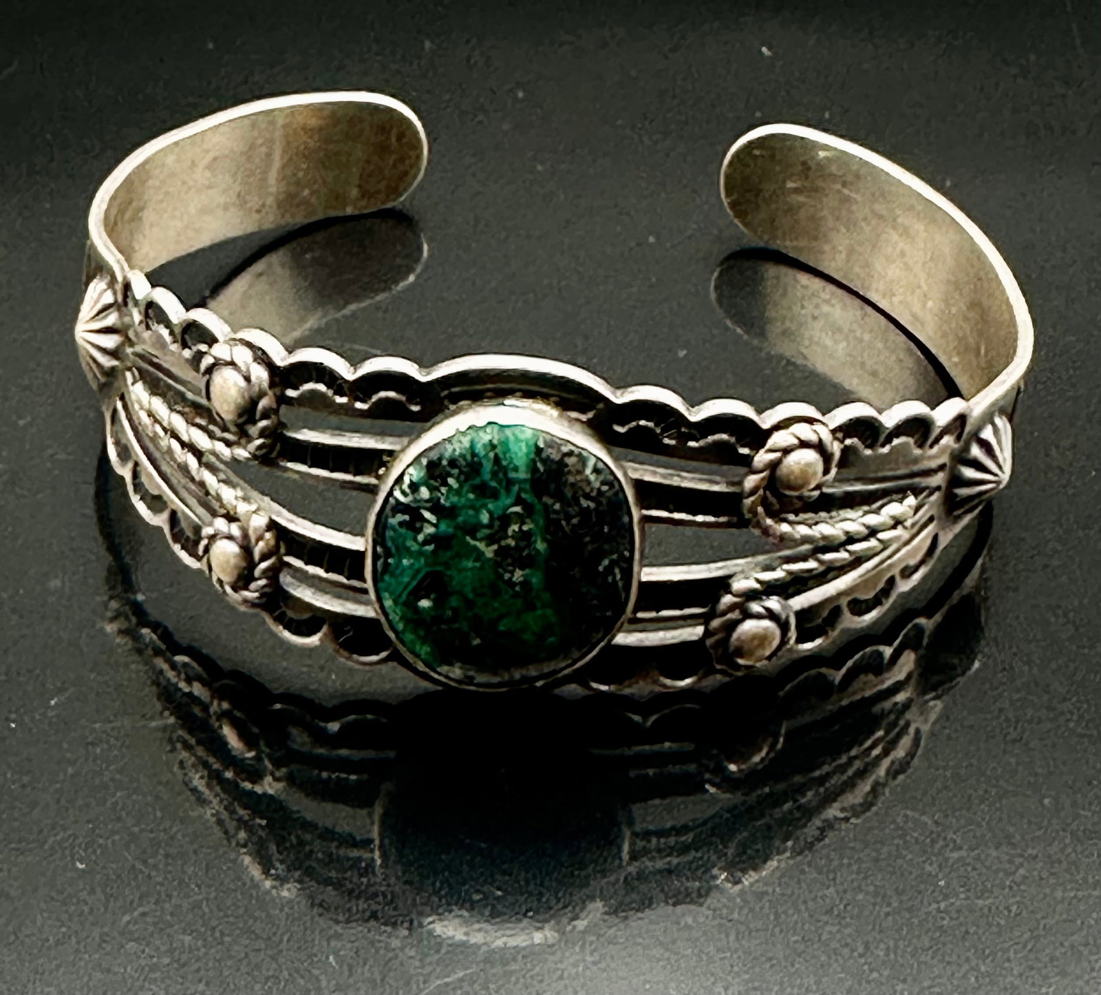 17g Vintage Navajo Sterling Silver Turquoise Old Pawn Cuff (1 of 10)