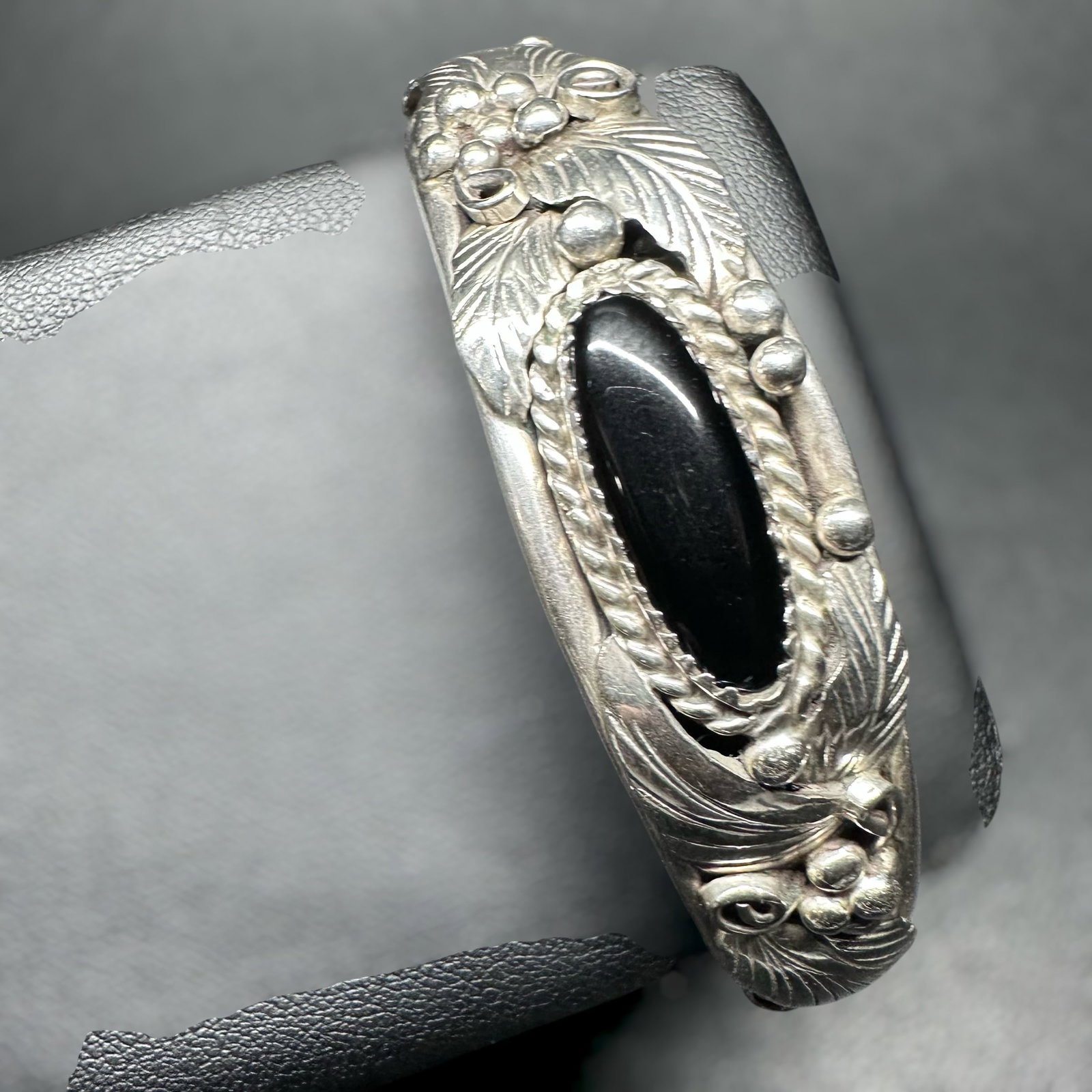 7"/29g John Mike Navajo (Diné) Sterling Silver Onyx Cuff Bracelet (1 of 10)