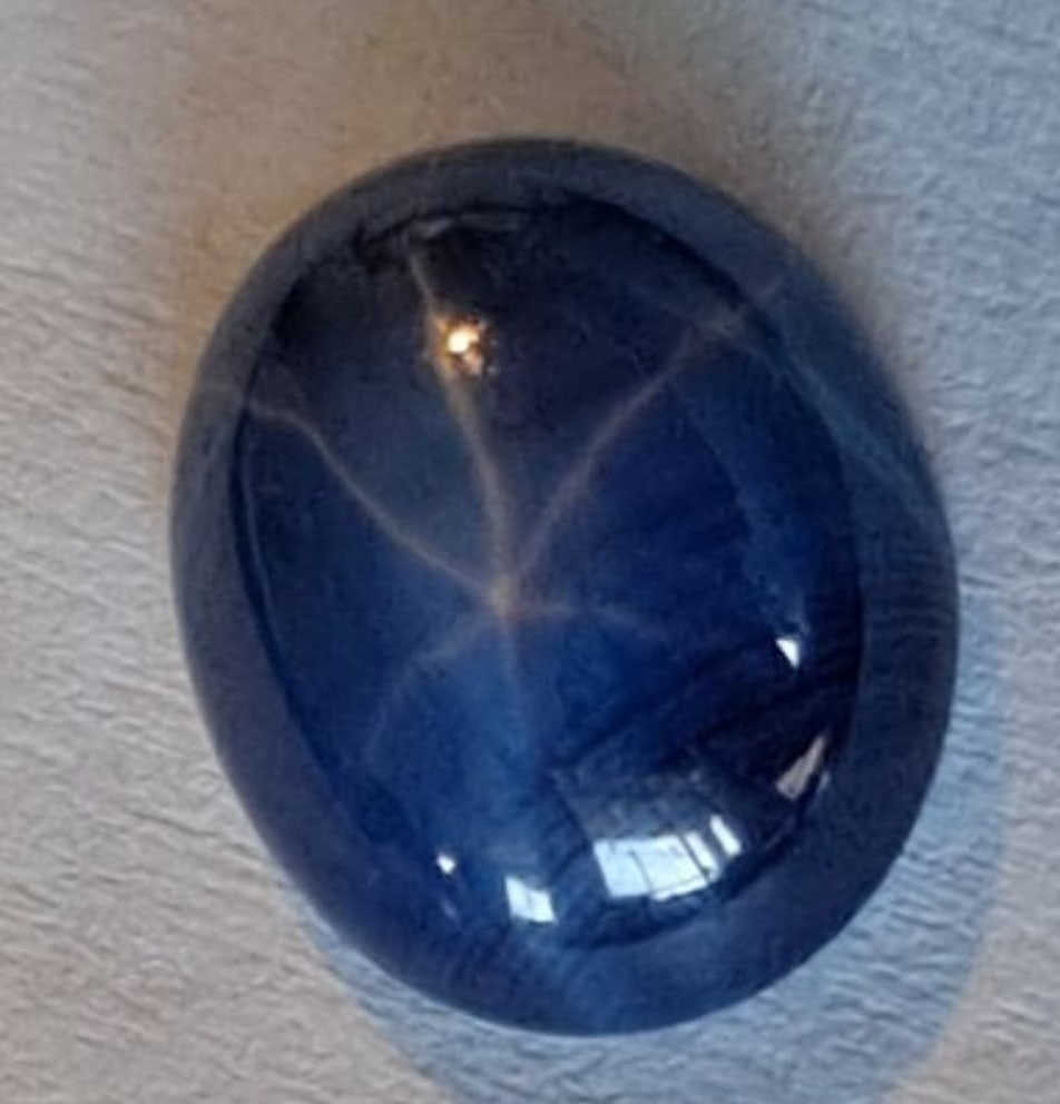 5 ct Star Sapphire (1 of 6)