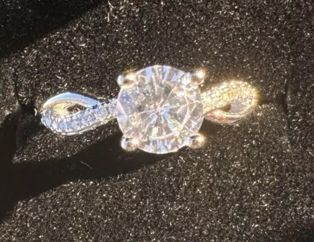 GRA Moissanite Engagement Ring 1.0 Ct D Round Brilliant Cut VVS1 Size 6: GRA Moissanite Engagement Ring 1.0 Ct D Round Brilliant Cut VVS1 Size 6 adjustable Sterling Silver