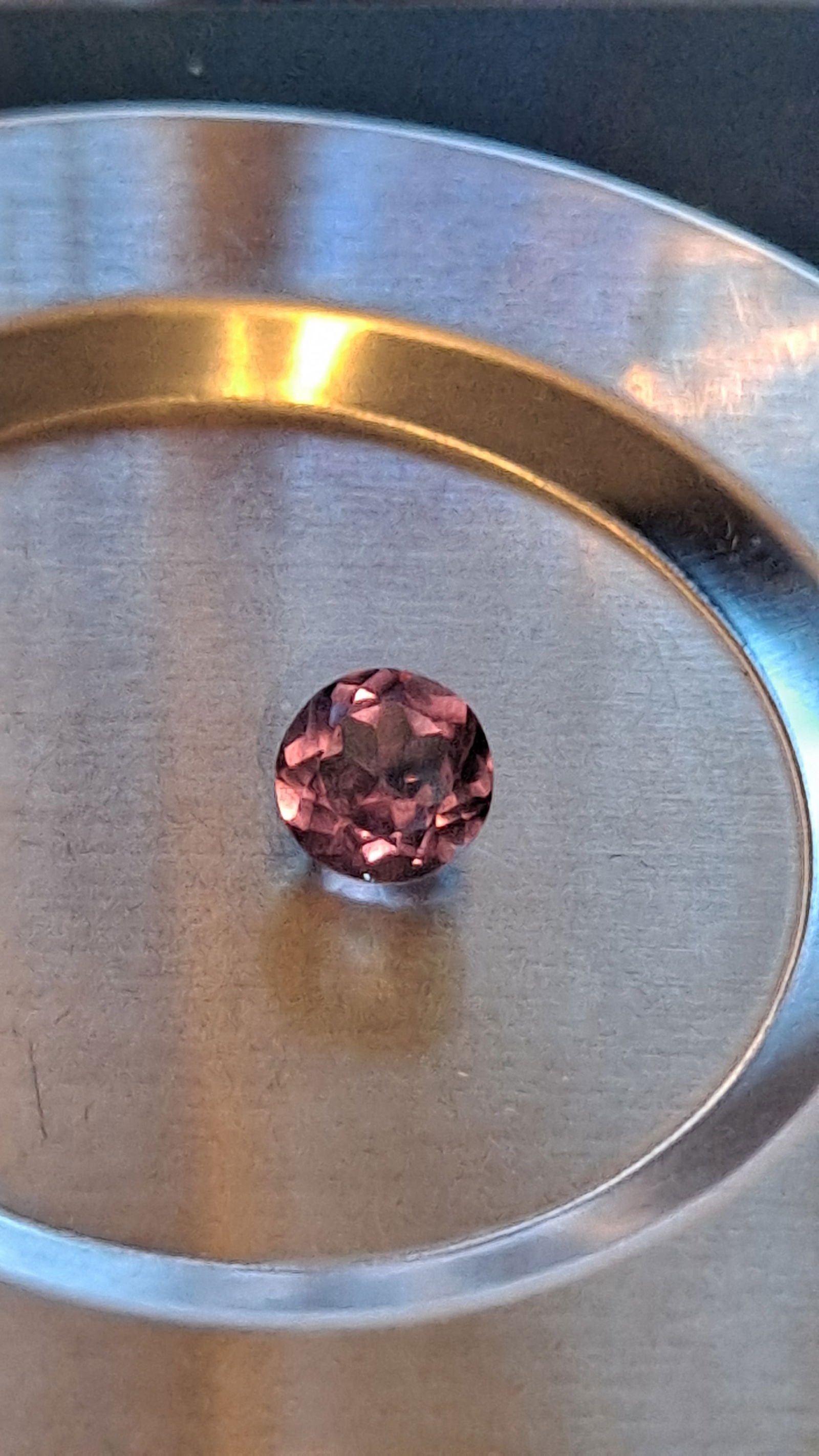 Alexandrite 1.25 Ct from Brazil: 1.25 Ct alexandrite natural from Brazil beautiful stone testedNo certification
