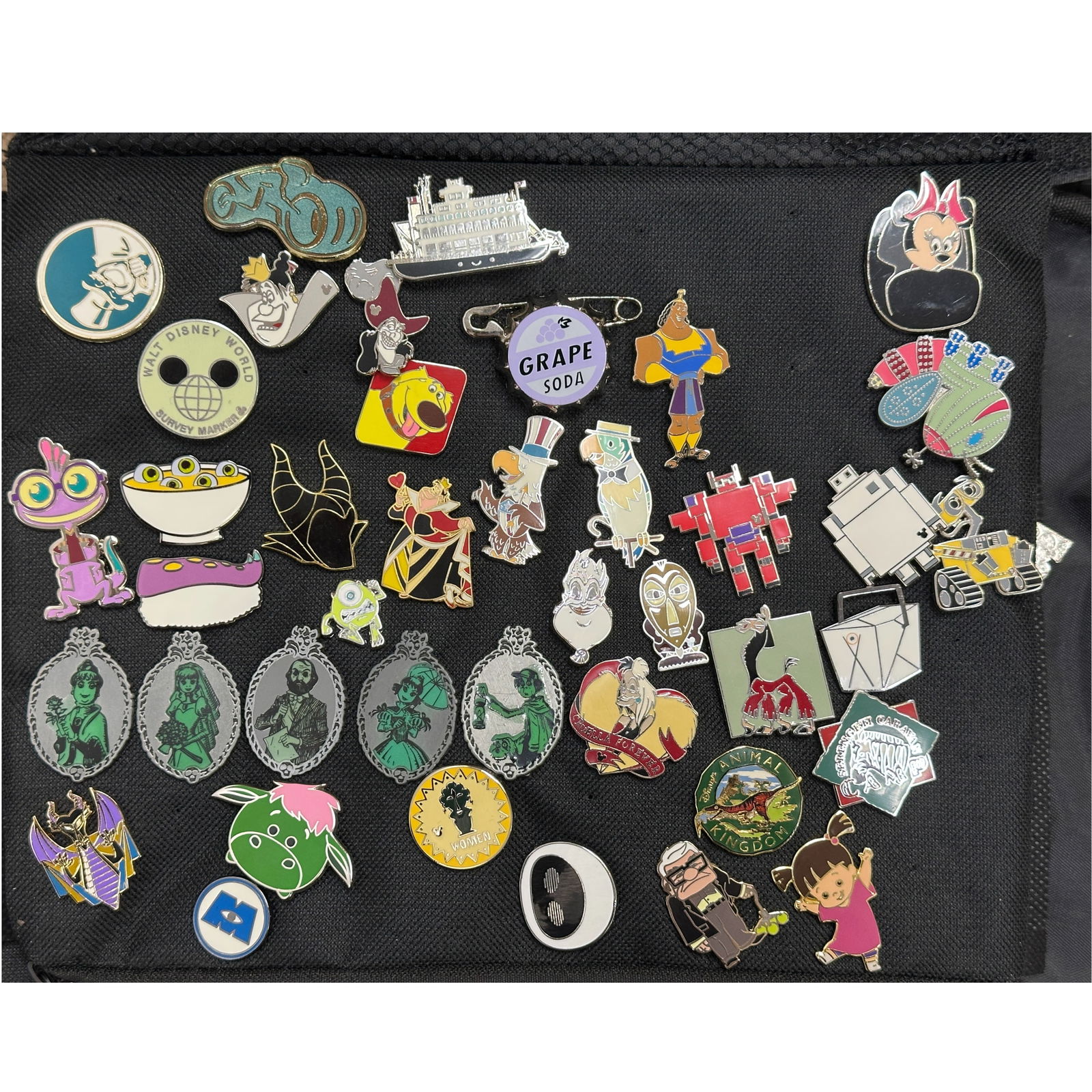 Rare Disney Assorted Pin Collection Of 202 W/Bag (1 of 9)