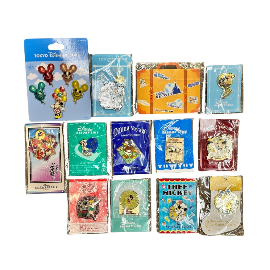 Tokyo Disney Sea TDR Assorted Pin Lot Of 13: ******* FREE SHIPPING *******A Tokyo Disney Sea TDR Assorted Pin Lot Of 13. These feature Mickey, Minnie, Donald, Tinker Bell, and more.******* FREE SHIPPING *******