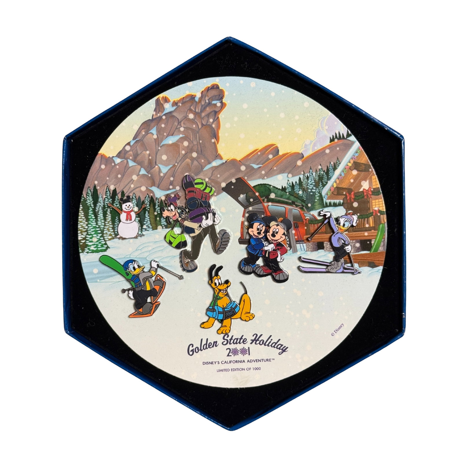 Disney California Adventure Golden State Holiday 2001 Mickey & Friends Pin Set Of 6: Disney California Adventure Golden State Holiday Mickey & Friends Pin Set Of 6. This piece features Mickey, Minnie, Pluto, Goofy, Donald, & Daisy. *******FREE SHIPPING*******