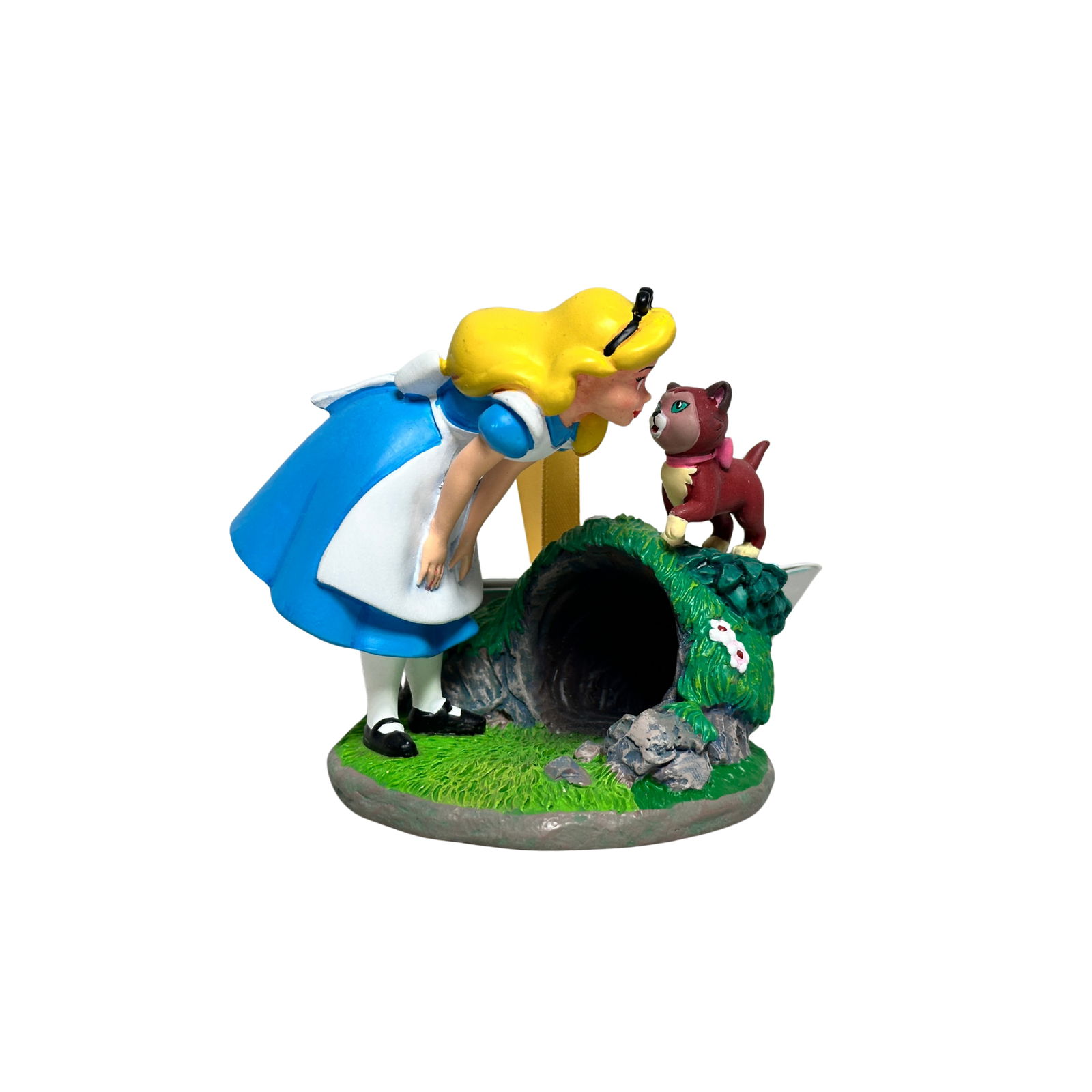 Disney Alice In Wonderland Dinah & Alice Holiday Sketchbook Ornament: Disney Alice In Wonderland Dinah & Alice Holiday Sketchbook Ornament. This Piece features Dinah and Alice. *******FREE SHIPPING*******