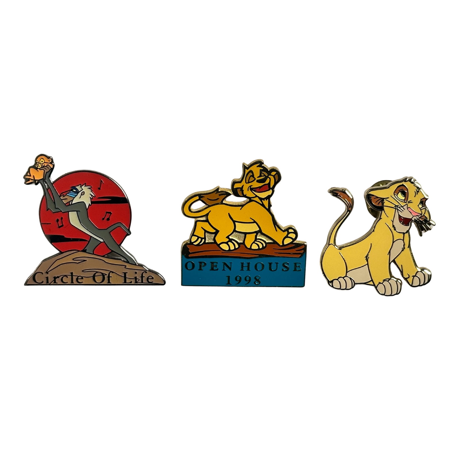 Disney The Lion King Assorted Pin Lot Of 3: Disney The Lion King Assorted Pin Lot Of 3. This features two pin with Simba and one with Rafiki. *****FREE SHIPPING********SELECT BUYER ARRANGED SHIPPING AT CHECKOUT*****