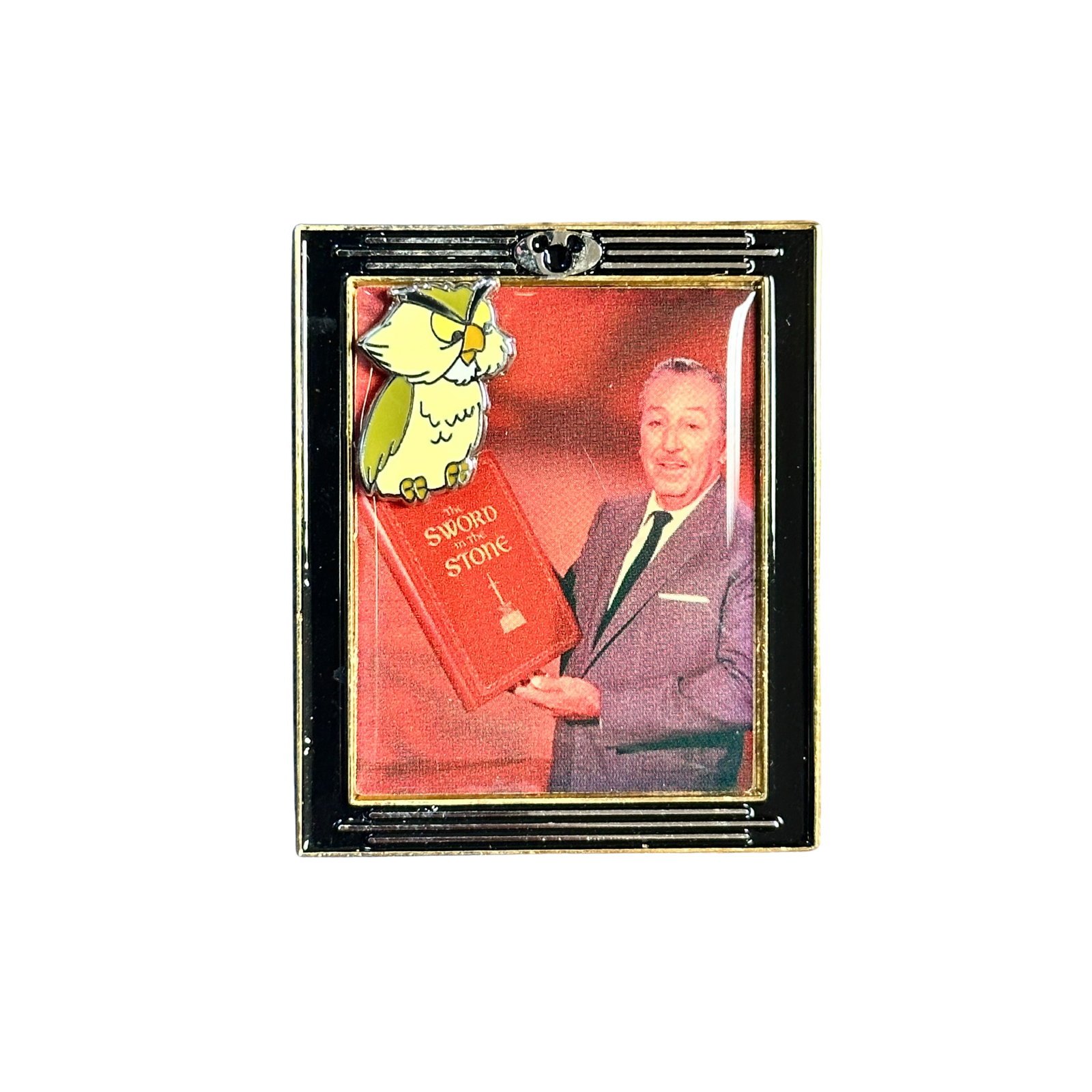Disney WDW Walt Disney Portrait The Sword In The Stone Pin: Disney WDW Walt Disney Portrait The Sword In The Stone Pin. This features Walt Disney holding a Sword In The Stone Book, and Archimedes the owl.*****FREE SHIPPING********SELECT BUYER ARRANGED SHIPPING
