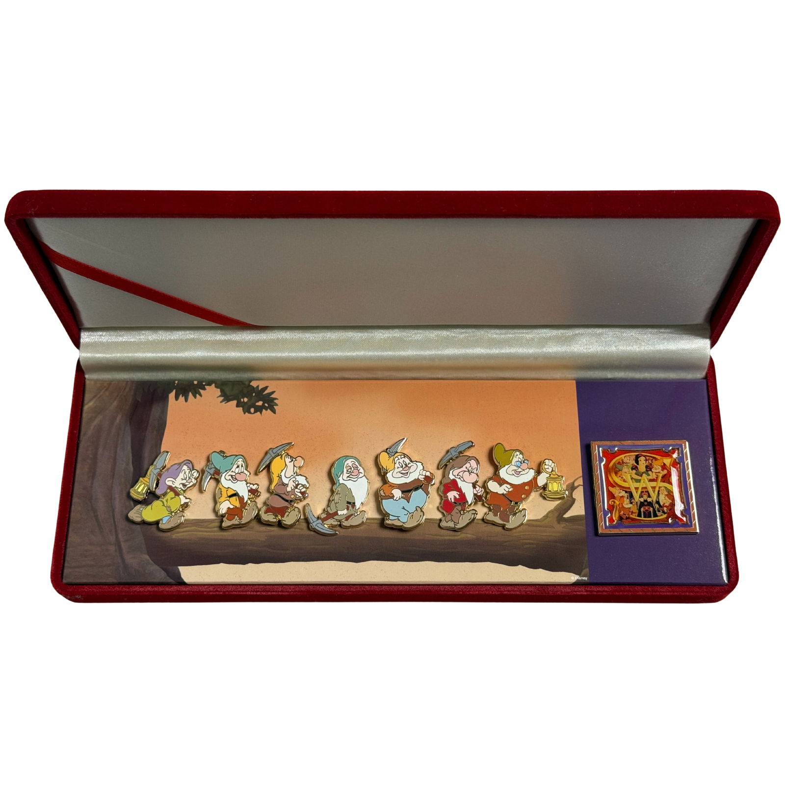 Disney Snow White and the Seven Dwarfs LE Blu-ray Collector's Pin Set Of 8 (1 of 2)