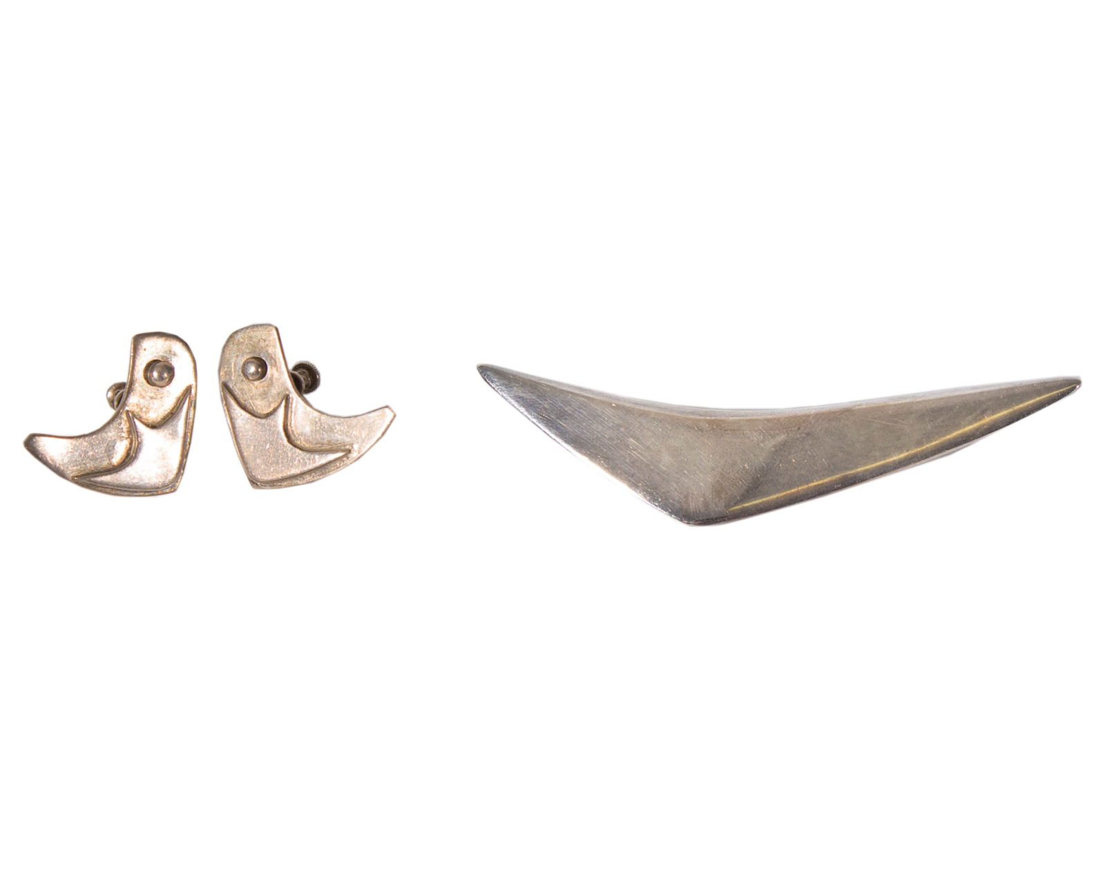 Hans Hansen Audrey Engstrom Sterling Silver Brooch and Earrings: Sterling silver screwback earrings designed by Audrey Engstrom and marked "Sterling" and "Engstom" to back. Also included is a sterling silver boomerang brooch by Ha