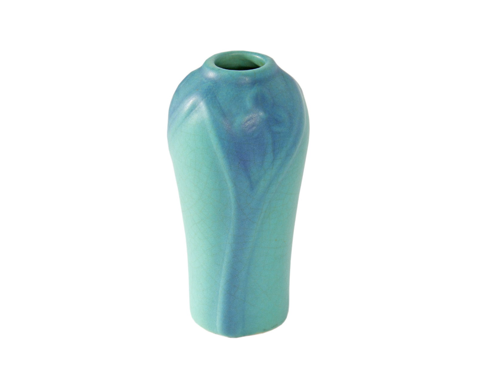 Van Briggle Ming Blue Trifolate Vase: Trifolate art pottery vase in Ming Blue by Van Briggle. Marked to the underside. Measurements: 3.5” W x 6” H x 3.5” D. In house shipping available. 