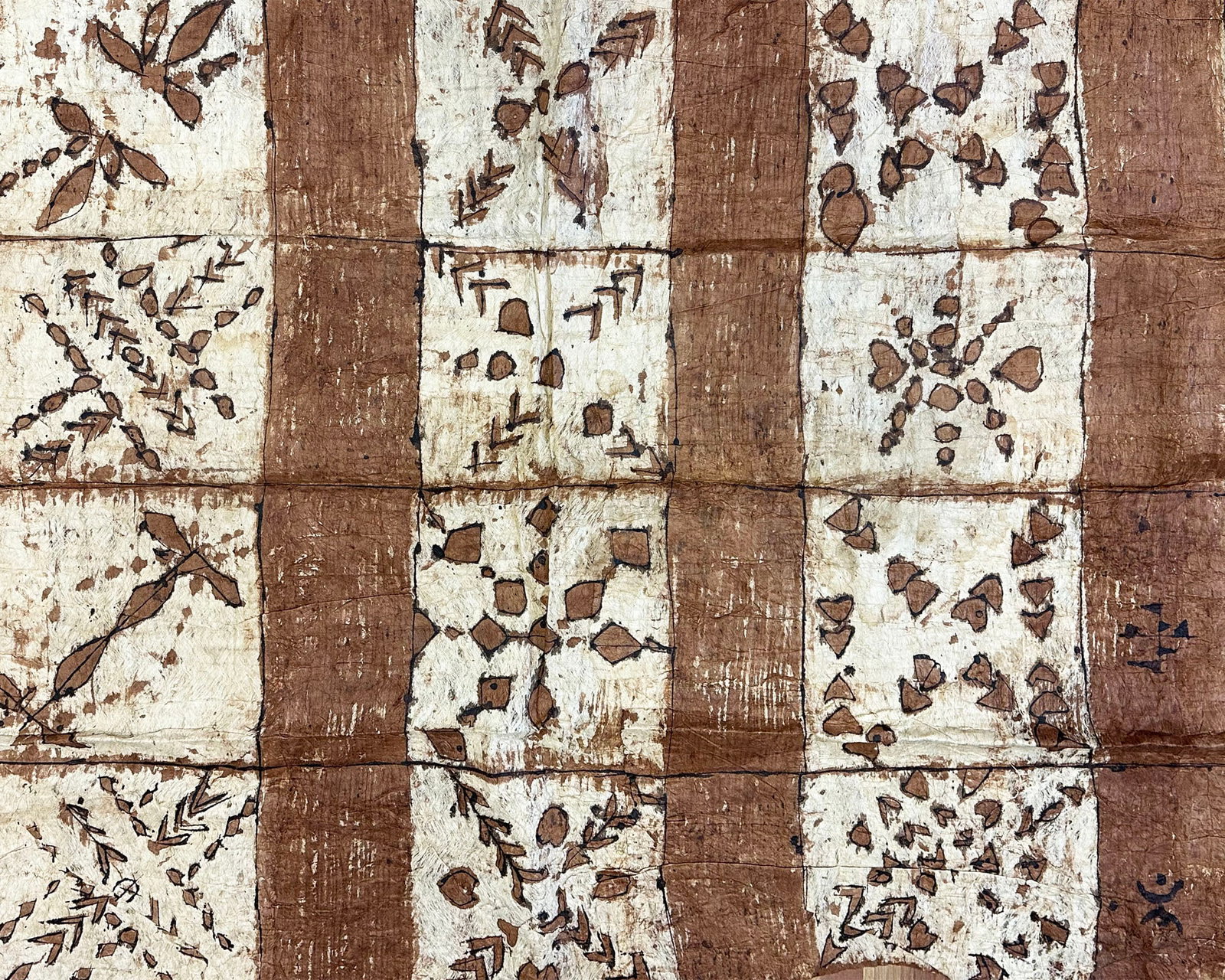 Tapa Polynesian Bark Cloth (1 of 4)