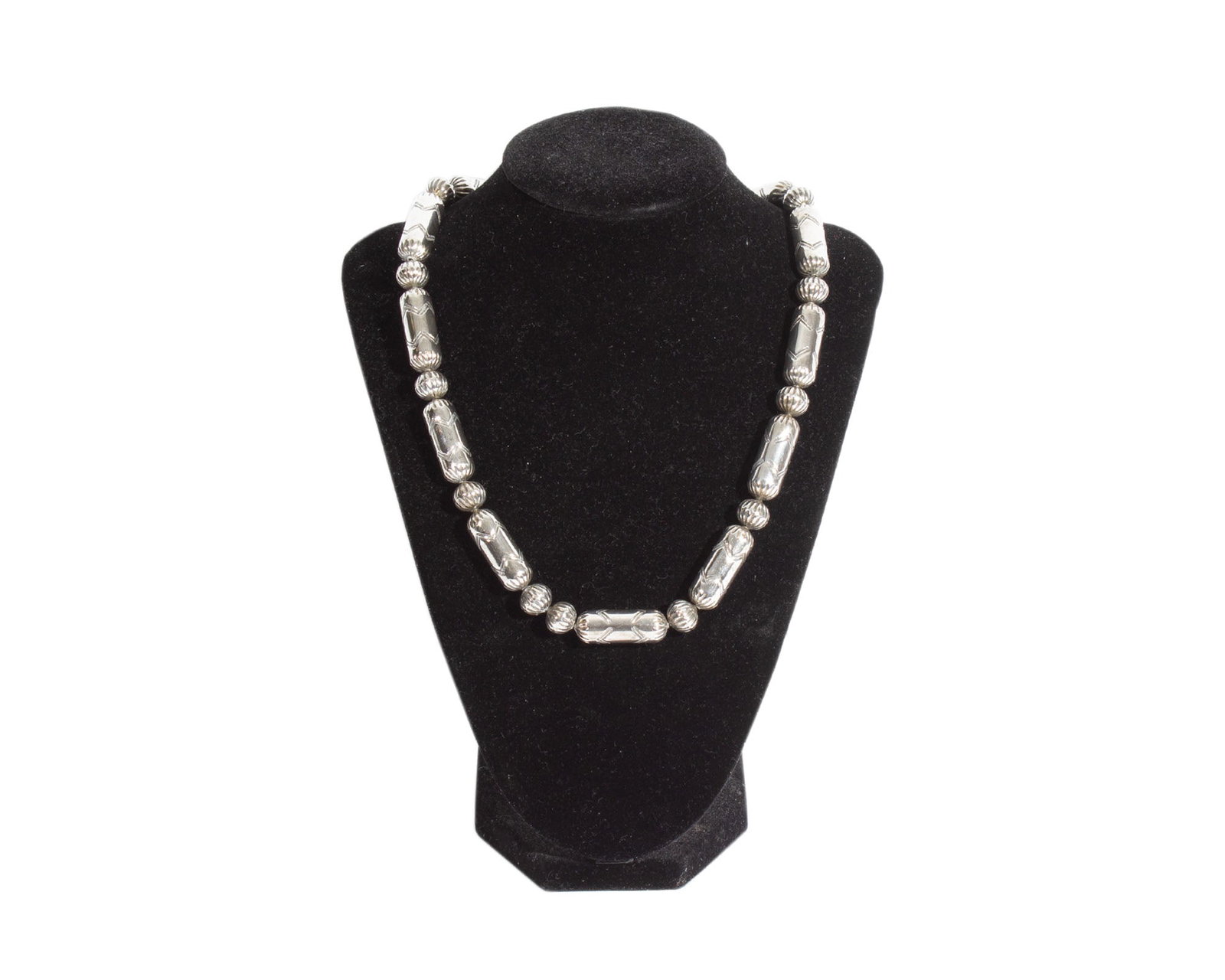 Elsie Yazzie Navajo Sterling Silver Bead Necklace (1 of 5)