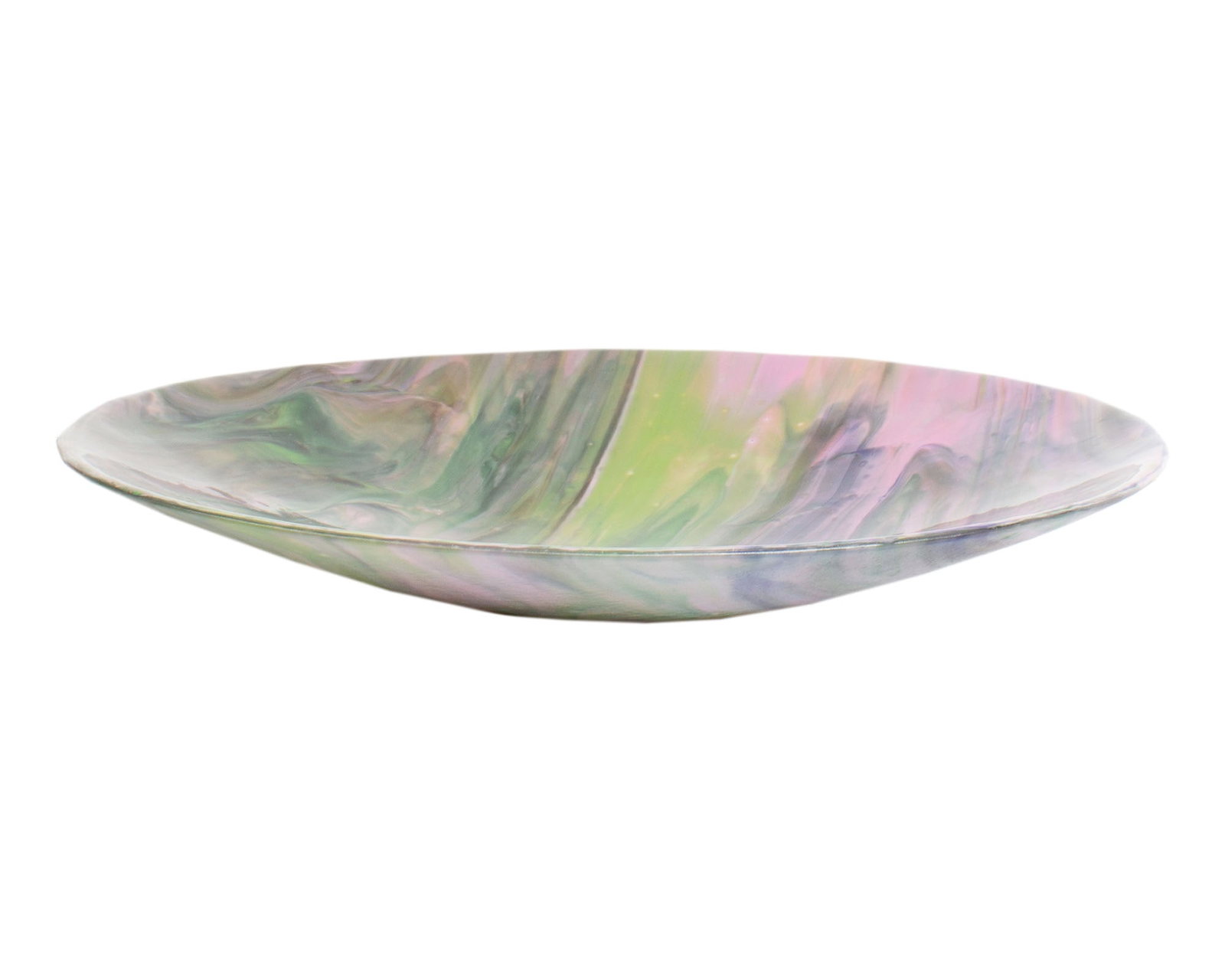 Pam Niccum 2009 Fused Art Glass Centerpiece Bowl: 2009 fused art glass centerpiece bowl or charger by Indiana glass artist Pam Niccum (American; 21st century). Signed and dated on rim. Measurements: 19" W x 3" H x 19" D. 