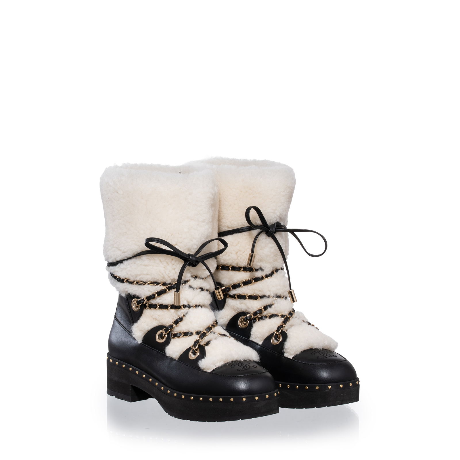 CHANEL LEATHER AND SHEEPSKIN BOOTS IN WHITE/BLACK - SIZE 39 (1 of 9)