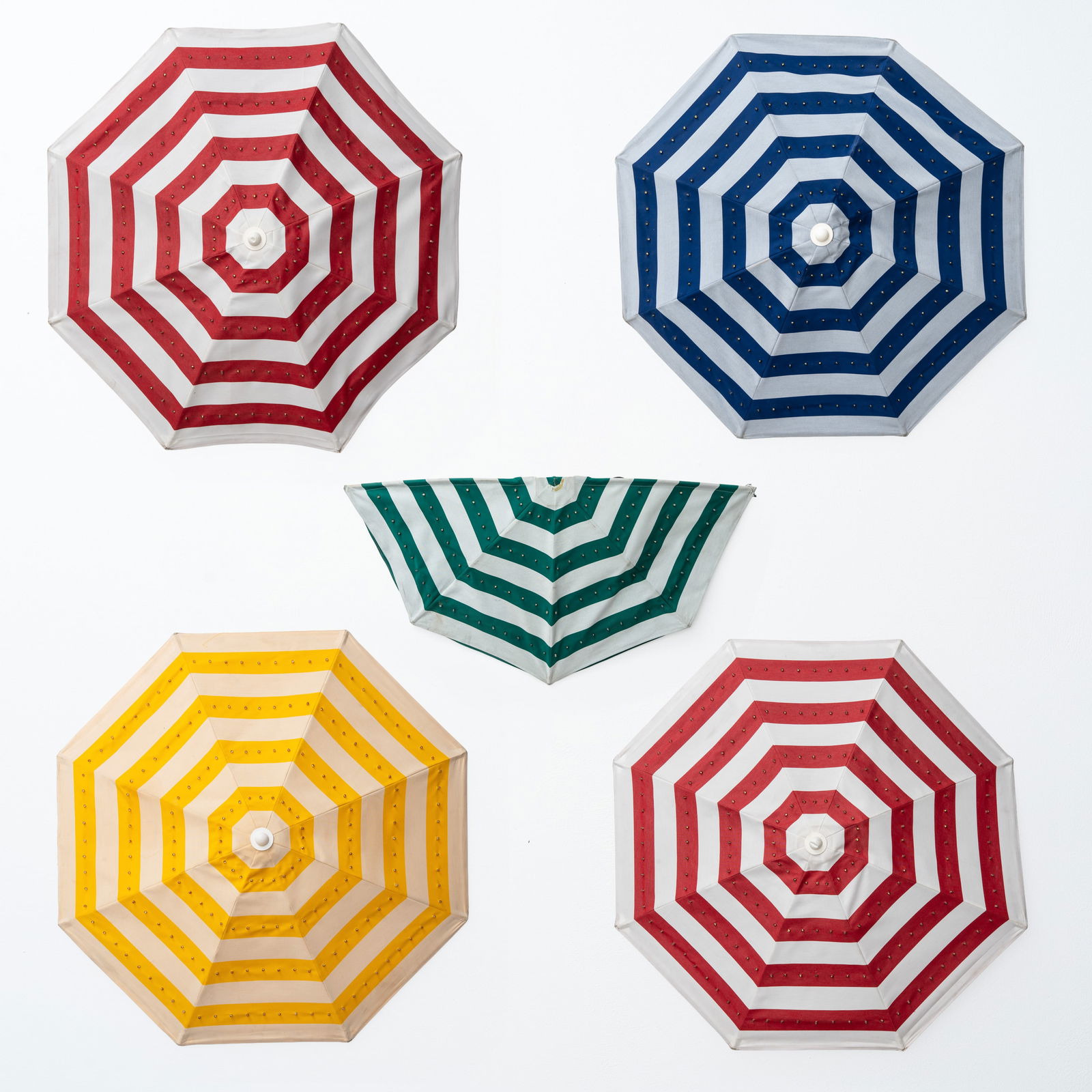 ANONYMOUS  SET OF FIVE WALL LIGHTS (1 of 7)