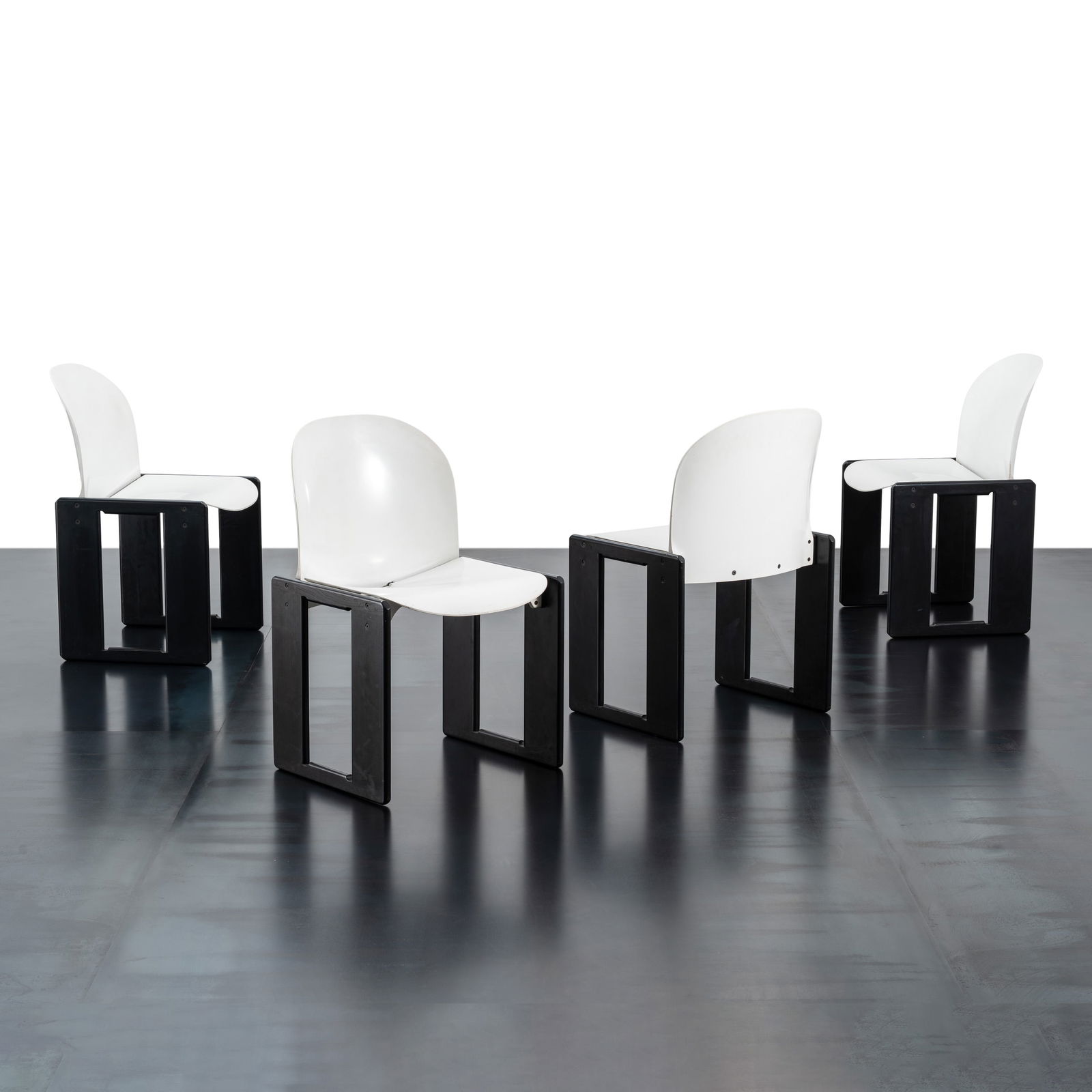 AFRA AND TOBIA SCARPA  SET OF FOUR DIALOGO CHAIRS (1 of 7)
