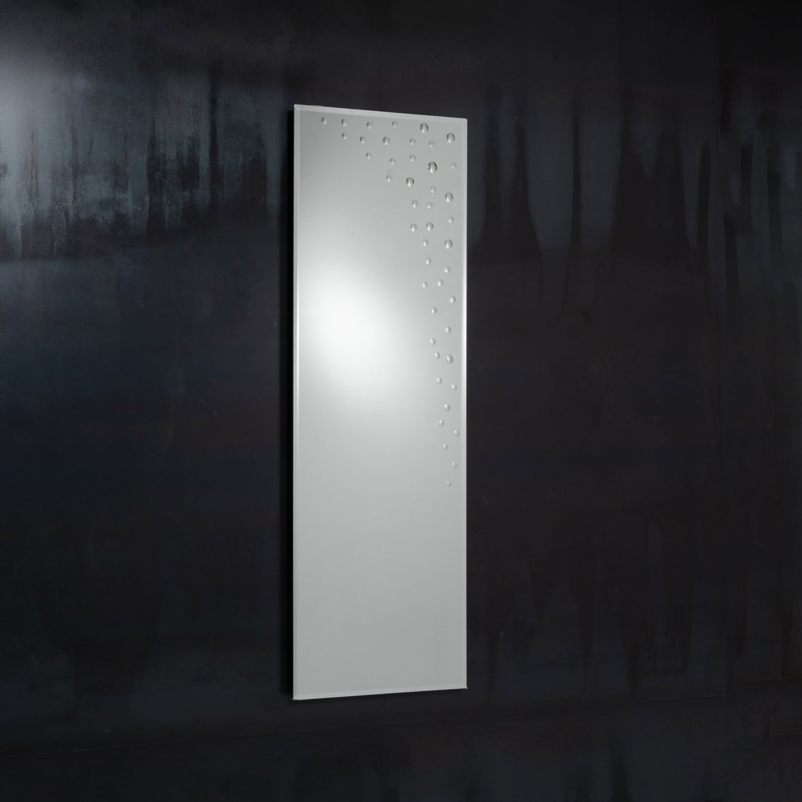 RIMADESIO MIRROR: Mirror manufactured by Rimadesio Italy 128.5 x 45 cm manufacturer's label