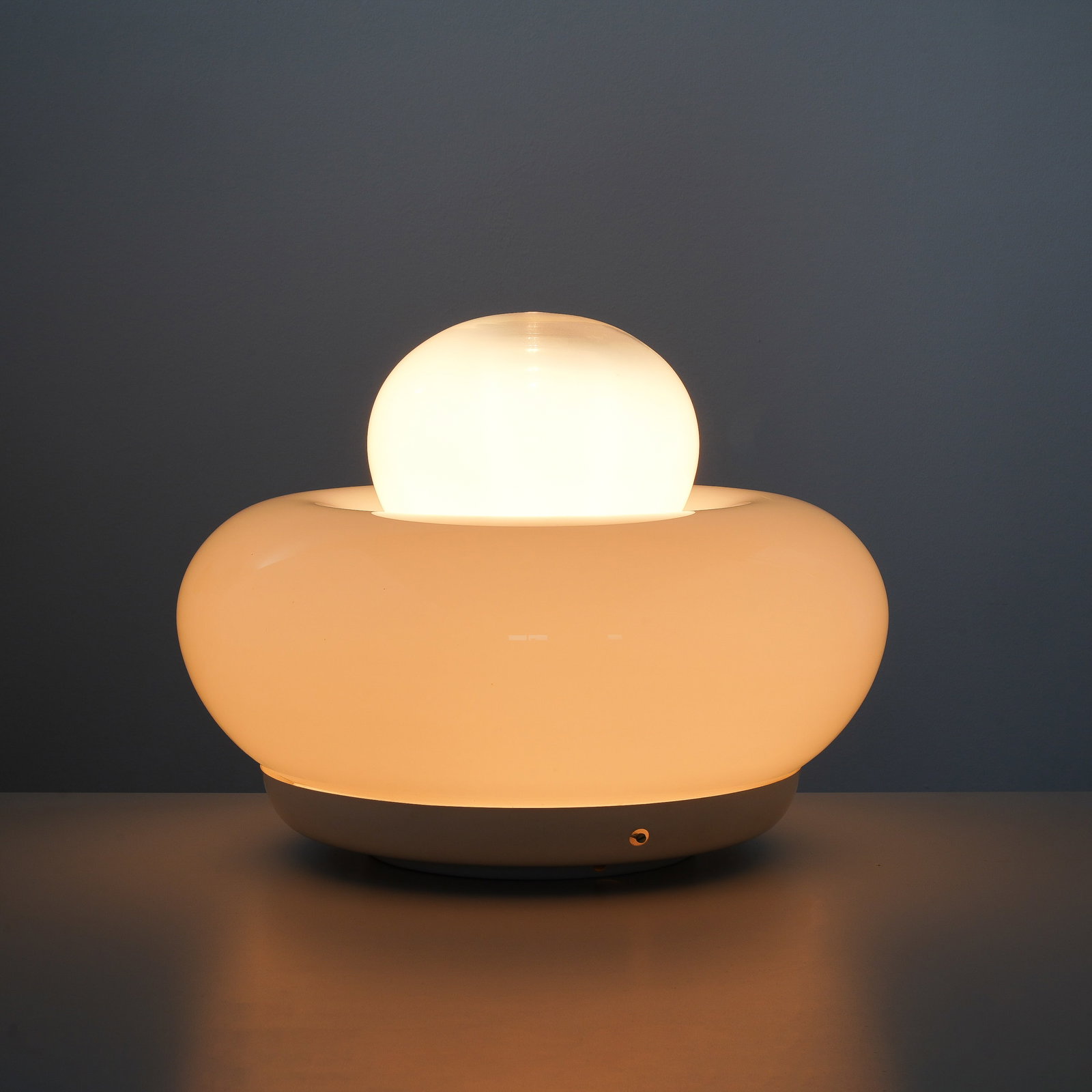 GIULIANA GRAMIGNA \“ELECTRA\?? TABLE LAMP (1 of 5)