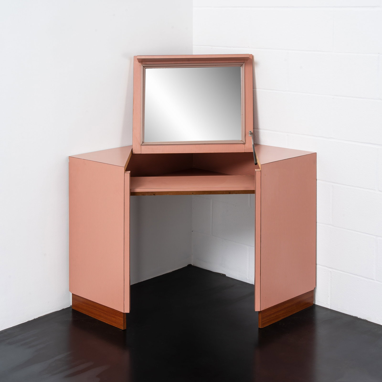 ANONYMOUS CONSOLE - 4