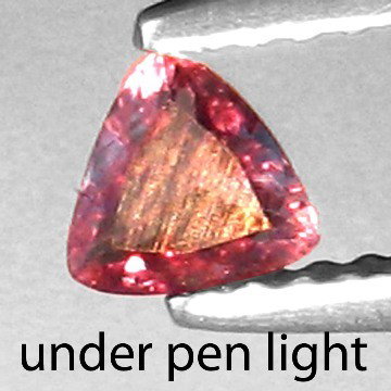 1.15cts~World Museum Gem~colorchange Alexanrite: STONE NAME : ALEXANDRITE LOT NO : ALX626 -42 (1865) , Quantity: 1PCS , WEIGHT CTS : 1.15CTS , SIZE : 4.9 X 4.8 X 2.2 MM , COLOR : COLOR CHANGE , SHAPE : TRILLION , CLARITY : IF , ORIGIN : INDIA , LUST