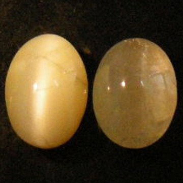 1.87Cts~Natural Chrysoberyl Cat's eye: STONE NAME : Chrysoberyl Cat's eye , LOT NO : CE496C- 96 (2931) , Quantity: 2PCS , WEIGHT CTS : 1.87CTS , SIZE : 6.1 X 4.6 X 3.5 MM. , COLOR : COLOR CHANGE , SHAPE : OVAL , CLARITY : VVS , ORIGIN :