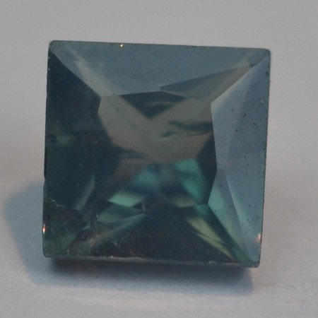 0.42cts~World Museum Gem~colorchange Alexanrite: STONE NAME : ALEXANDRITE , LOT NO : ALX626 - 76 (1535) , Quantity: 1PCS , WEIGHT CTS : 0.42CTS , SIZE : 3.9 x 3.8 x 2.4 MM , COLOR : COLOR CHANGE , SHAPE : OCTAGON , CLARITY : VVS , ORIGIN : INDIA , L