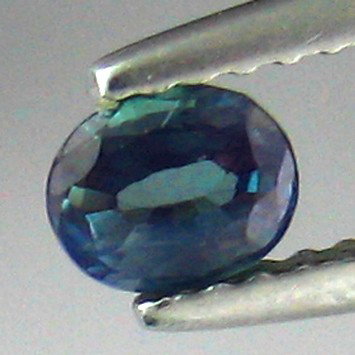 .44cts~World Museum Gem~colorchange Alexanrite: STONE NAME : ALEXANDRITE LOT NO : ALX220 - 26 (1412) , Quantity: 1PCS , WEIGHT CTS : 0.44CTS , SIZE : 5.7 X 2.9 X 2.8 MM , COLOR : COLOR CHANGE , SHAPE : OVAL , CLARITY : IF , ORIGIN : INDIA , LUSTER 