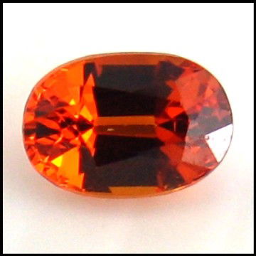 1.33cts~ Natural Spessartite Garnet: STONE NAME : SPESSARTITE GARNET , LOT NO : SG0711 -111 (1745) , Quantity: 1PCS , WEIGHT CTS : 1.33 CTS , SIZE : 7 X 5 X 9 MM , COLOR : FANTA ORANGE , SHAPE : OVAL , CLARITY : VS , ORIGIN : MADAGASCAR