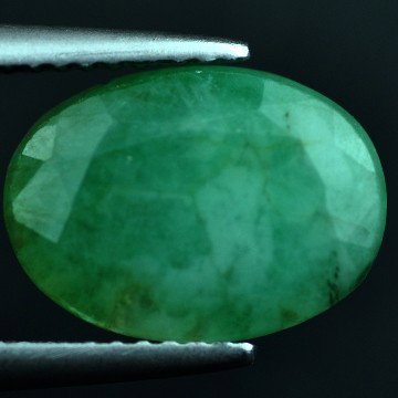 4.82 CTS~Rich Green NATURAL Emerald : STONE NAME : EMERALD LOT NO : EM- 4312 , Quantity: 1PCS , WEIGHT CTS : 4.82 CTS , SIZE : 12.3X9X6 MM , COLOR : GREEN , SHAPE : OVAL , ORIGIN : COLOMBIA , LUSTER : MARVELOUS , HARDNESS : 7.5 , TREATMEN