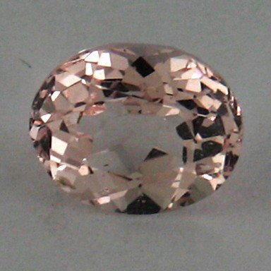 3.57 ct ~ NATURAL RARE MORGANITE ~flawless: STONE NAME :MORGANITE , LOT NO : KZ0125 - 26(4866) , Quantity: 1PCS , WEIGHT CTS : 3.57 CTS , SIZE : 8.6X10.4X6.6 MM . COLOR : PINK , SHAPE : OVAL , CLARITY : VVS , ORIGIN : BRAZIL , LUSTER : MARVELOU