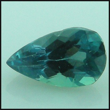 0.26cts~WorldMuseum Gem~colorchange Alexanrite: STONE NAME : ALEXANDRITE , LOT NO : ALX626- 29 (435) , Quantity: 1PCS , WEIGHT CTS : 0.26CTS , SIZE : 5.1 x 2.9 x2.2 MM , COLOR : Color change , SHAPE : PEAR , CLARITY : VVS , ORIGIN : MARVELOUS , LUS