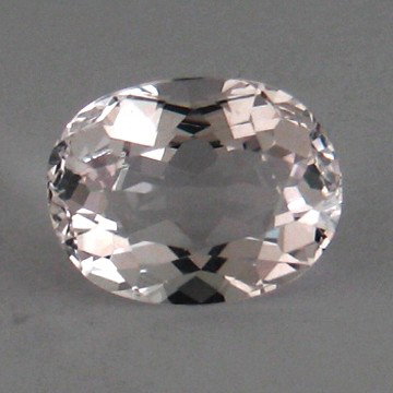 4.61 ct ~ NATURAL RARE MORGANITE ~flawless : STONE NAME :MORGANITE , LOT NO : KZ0125 - 10 (4850) , Quantity: 1PCS , WEIGHT CTS : 4.61 CTS , SIZE : 9.4X2.1X6.5 MM . COLOR : PINK , SHAPE : OVAL , CLARITY : VVS , ORIGIN : BRAZIL , LUSTER : MARVELOU