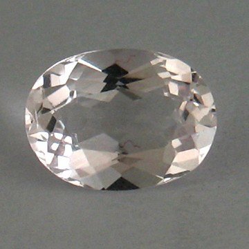 2.28 ct ~ NATURAL RARE MORGANITE ~flawless : STONE NAME :MORGANITE , LOT NO : KZ0125 - 80(4995) , Quantity: 1PCS , WEIGHT CTS : 2.28 CTS , SIZE : 7.6X10.2X4.7 MM . COLOR : PINK , SHAPE : OVAL, CLARITY : VVS , ORIGIN : BRAZIL , LUSTER : MARVELOUS